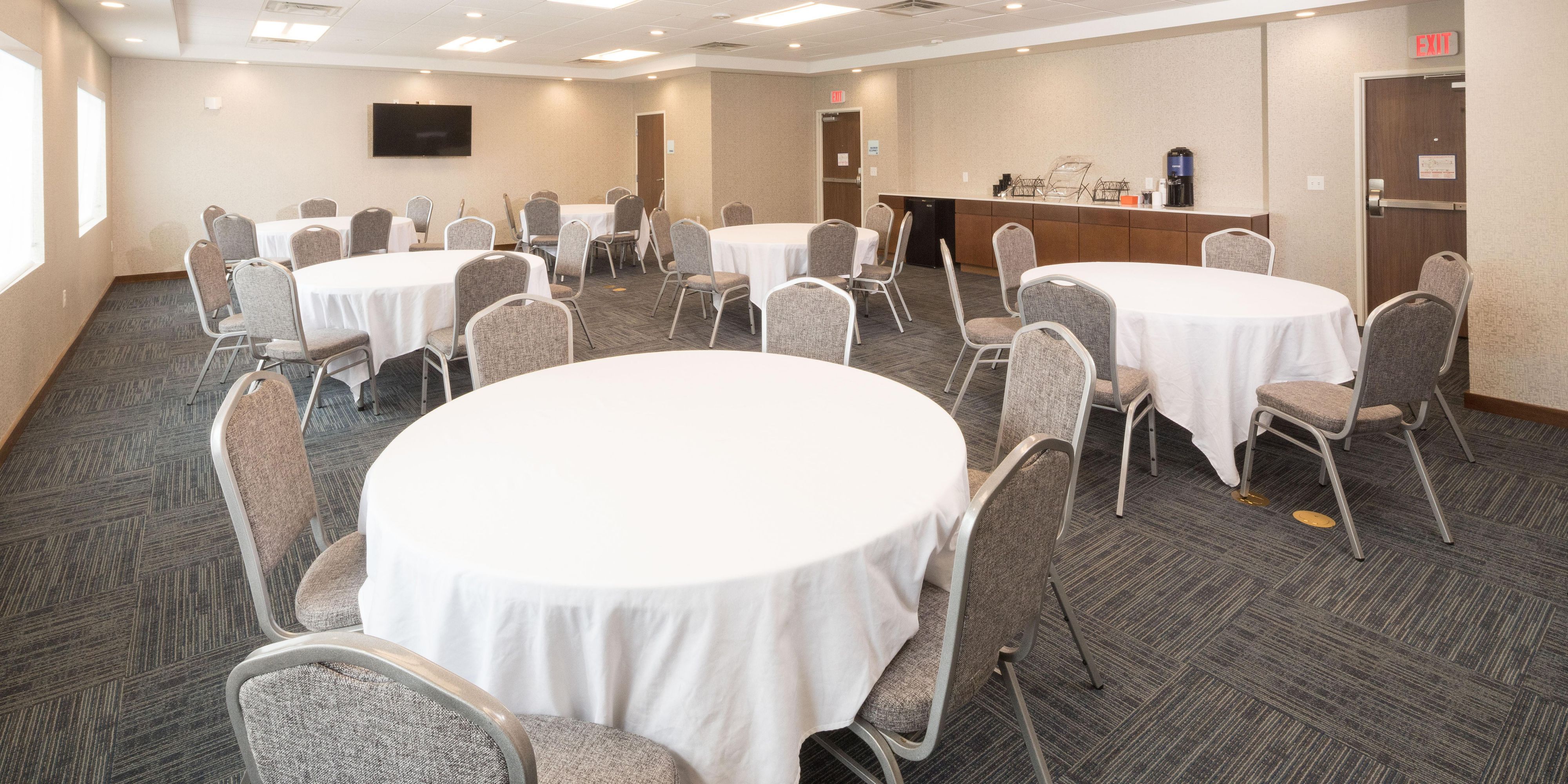 Our versatile meeting spaces will accommodate up to 65 people depending on seating style.  Whether you are planning a business or social event, we are pleased to be of service to you and your attendees.  Please contact Hailey Walsh directly to discuss your upcoming needs at hailey.walsh@amerilodgegroup.com or at 269-447-1700.