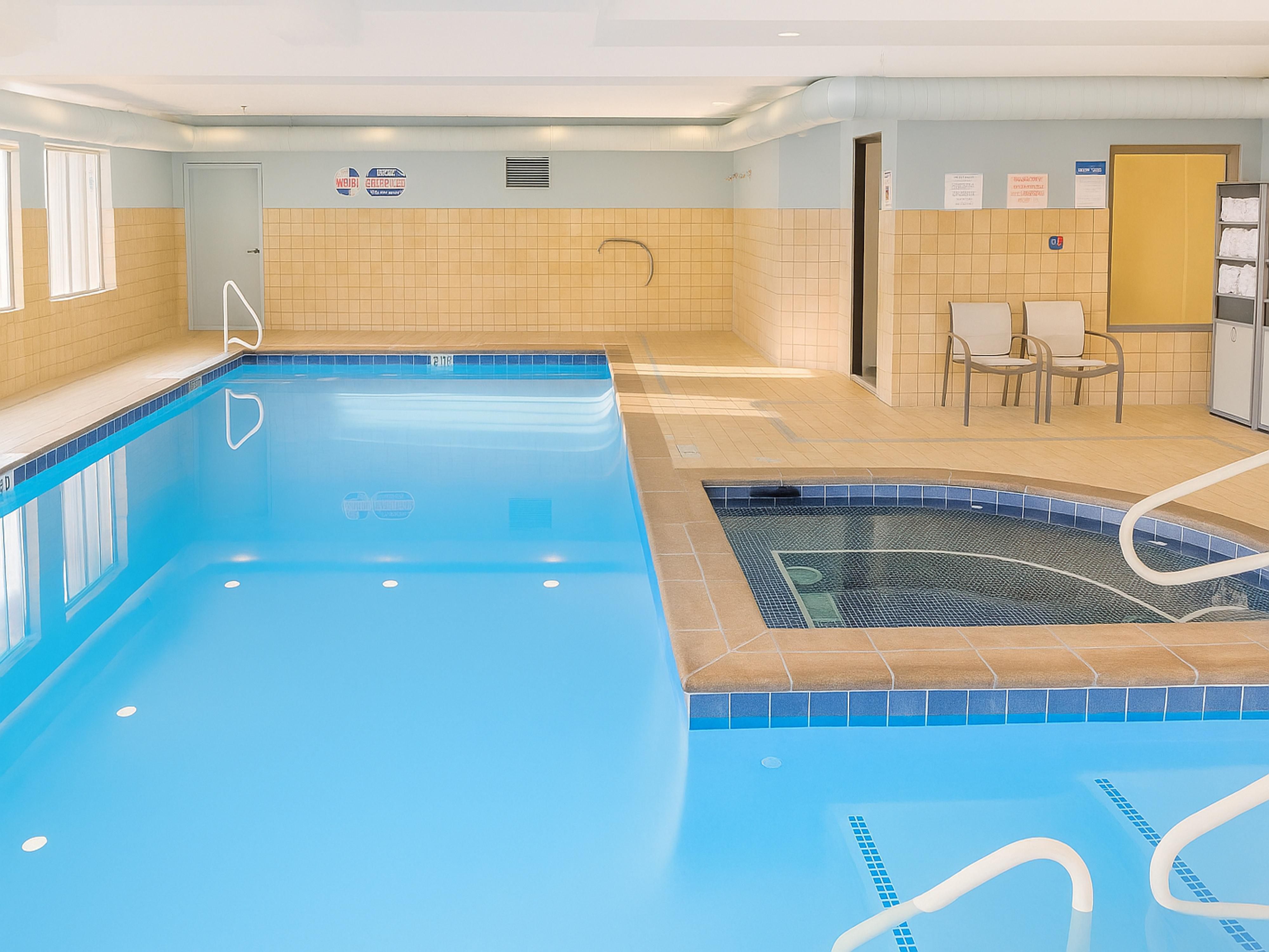 Have a relaxing day in our indoor pool and whirlpool.
