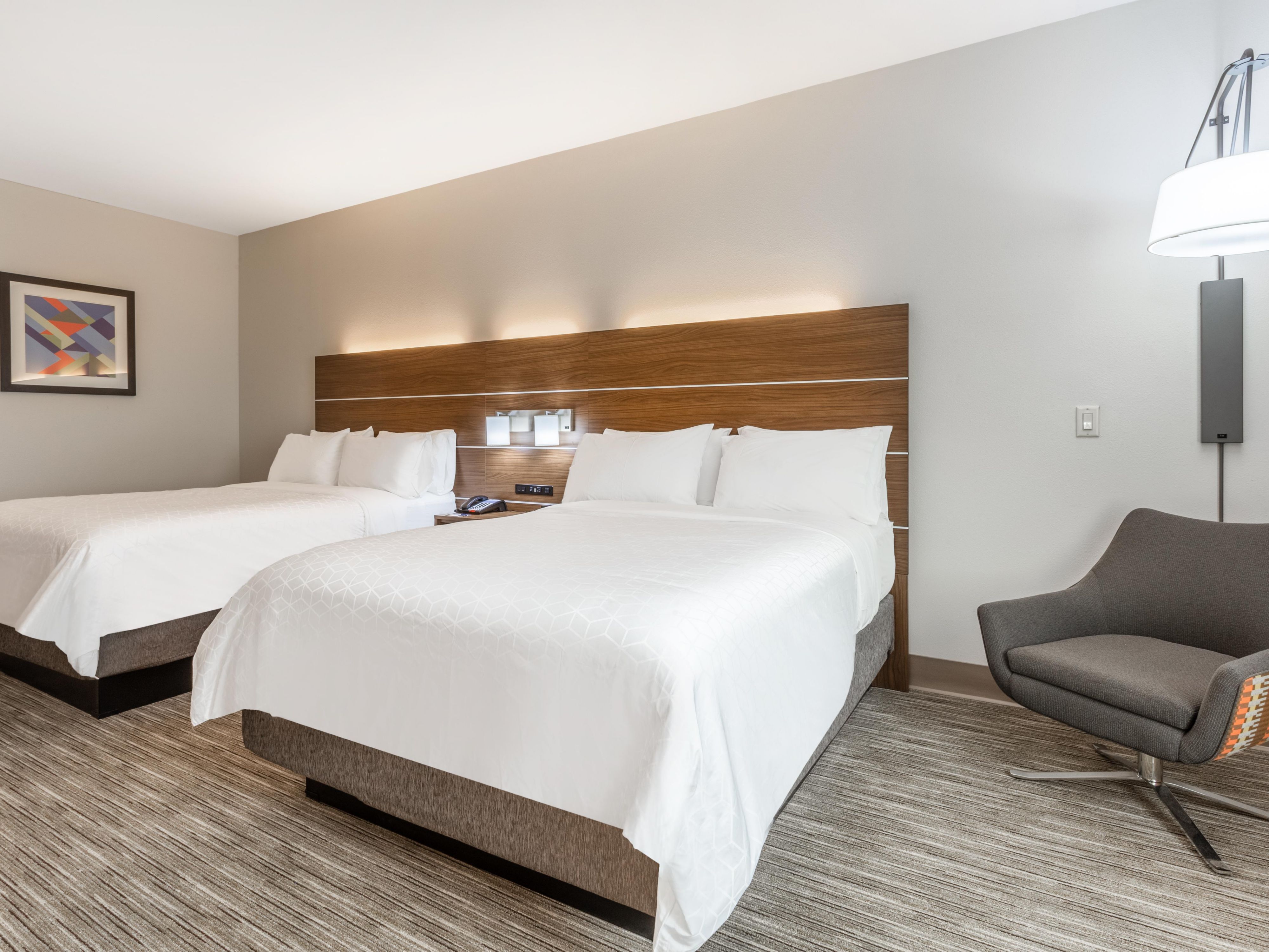 Spacious 2 Queen Standard Room