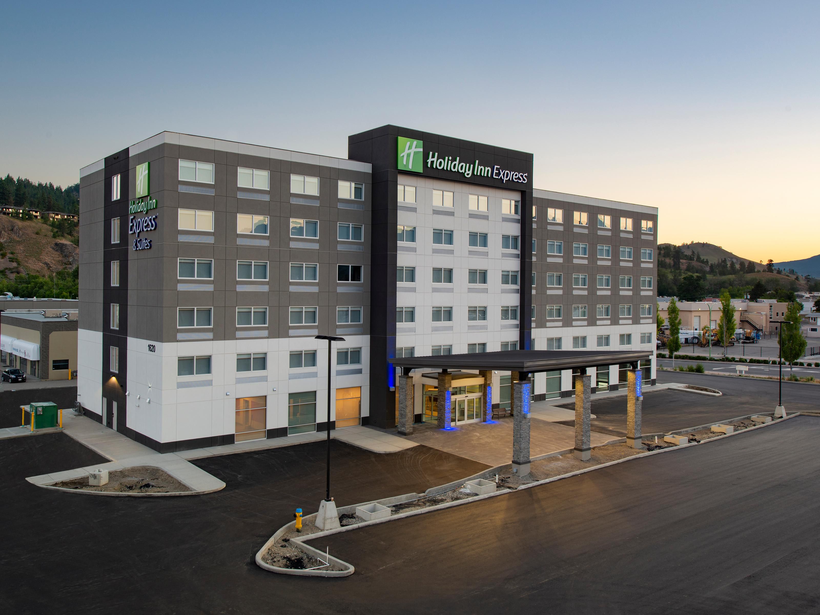 Welcome to the Holiday Inn Express & Suites located at HWY 97/33