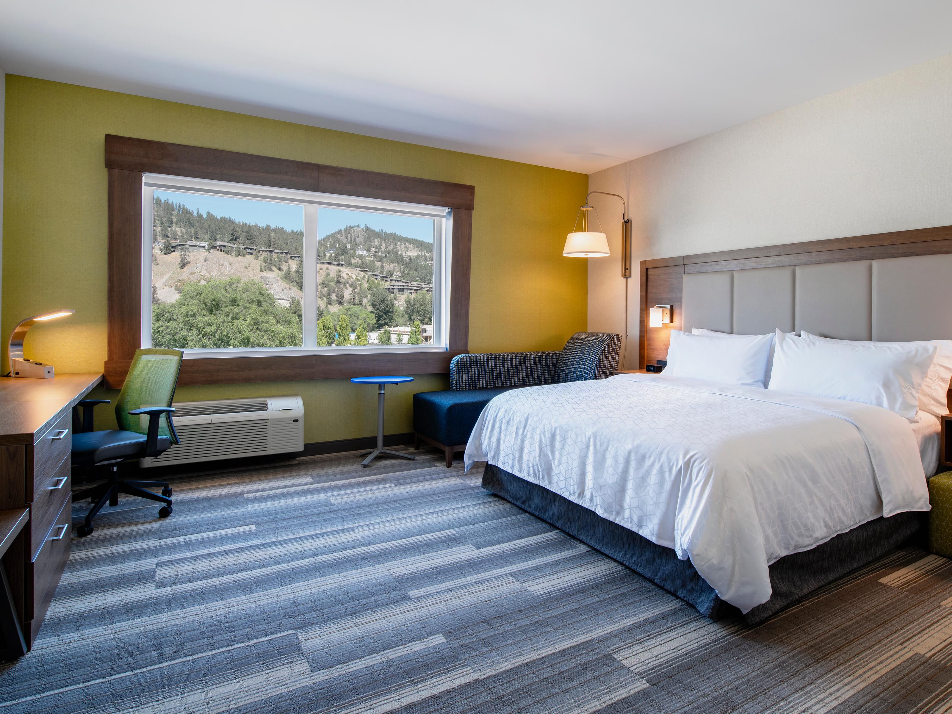 Our comfortable King Guestrooms have everything you need.