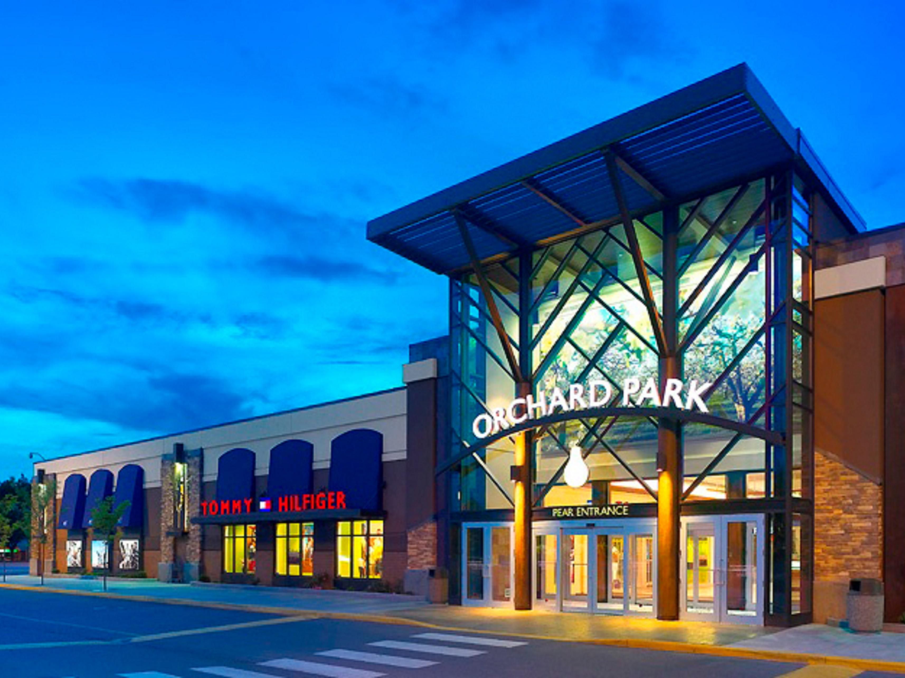 Orchard Park Mall Store Map Hotel Specials For Holiday Inn Express & Suites Kelowna - East |​ Kelowna  Hotel Deals And Discounts