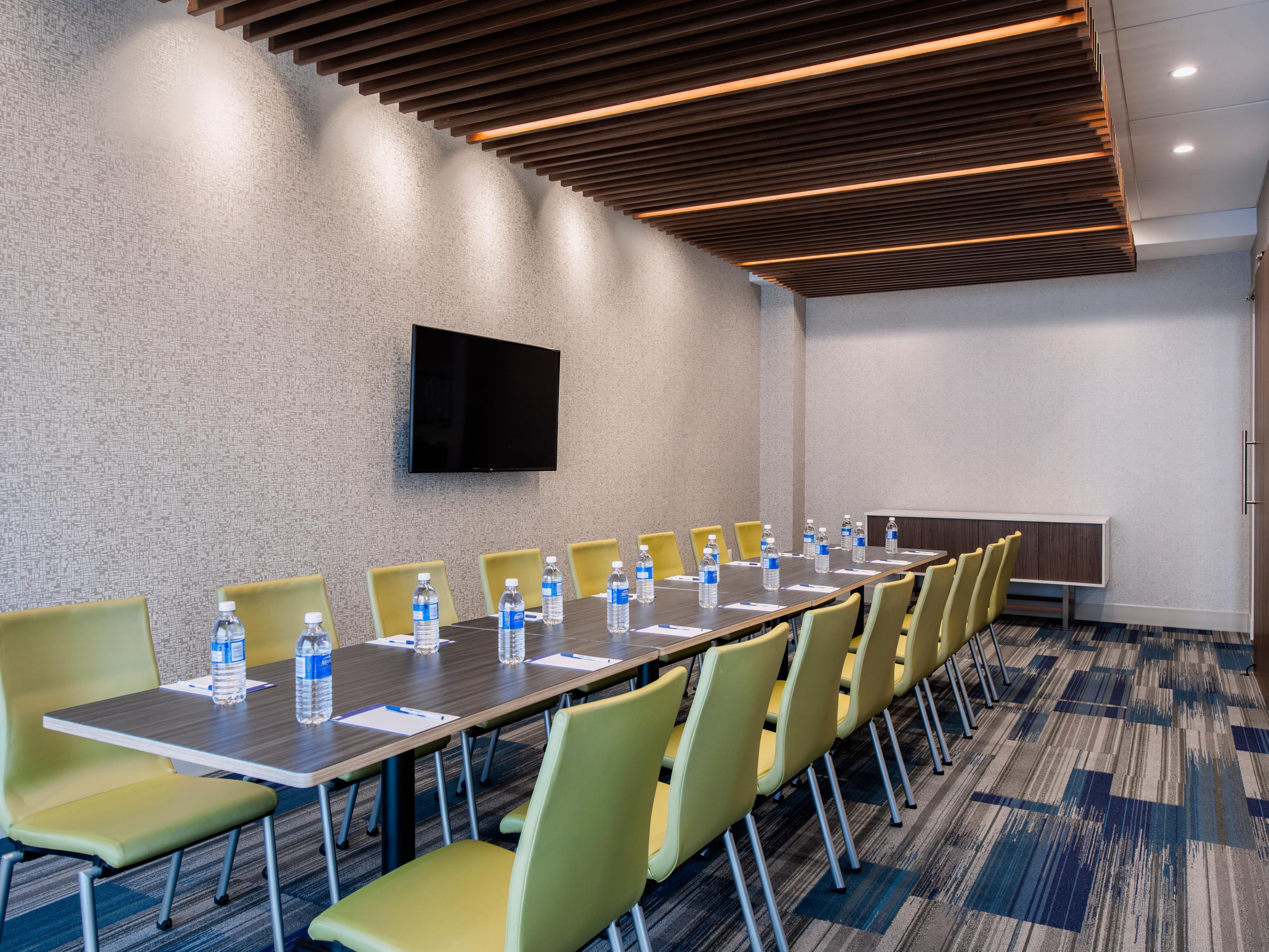 Meet with Confidence at The Holiday Inn Express and Suites Kelowna East, as we offer ample options to host your meetings while keeping the Health and Safety of your delegates top of mind. Contact us for more details.