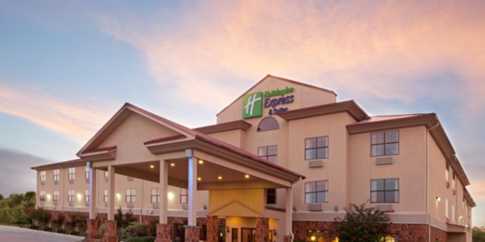 Holiday Inn Express & Suites Kerrville