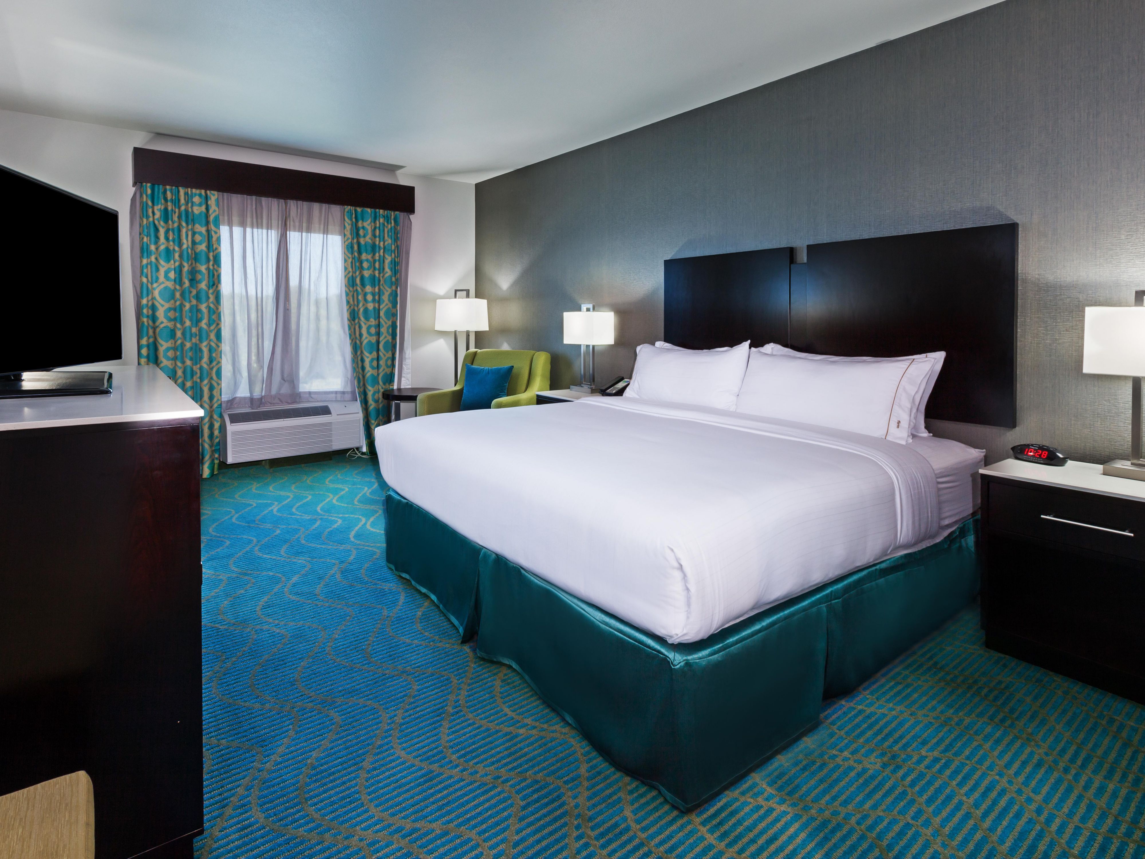 ADA/Handicapped accessible King Guest Room