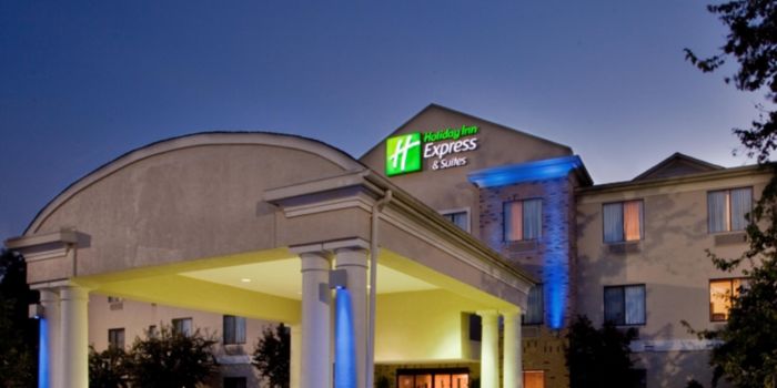 Holiday Inn Express & Suites Kinston