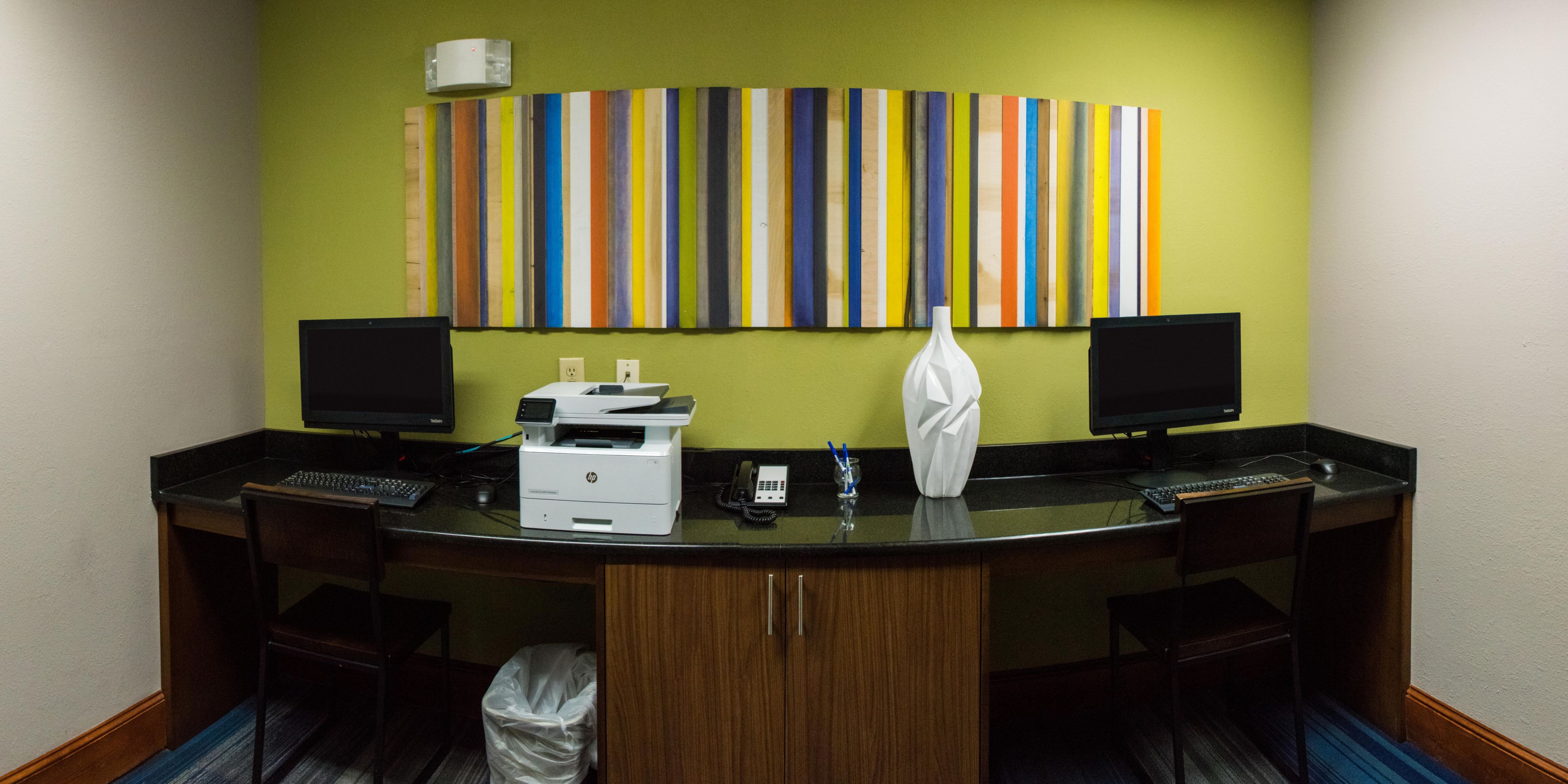 Need to make some last-minute copies for that presentation? Or print out boarding passes for your flight? We've got you covered in our sanitized and socially distanced Business Center with 2 computers, a printer and copy machine.