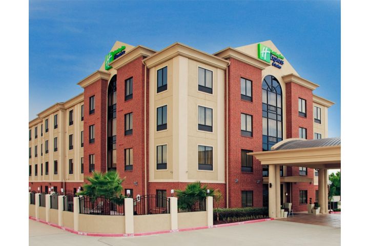 Holiday Inn Express & Suites La Porte