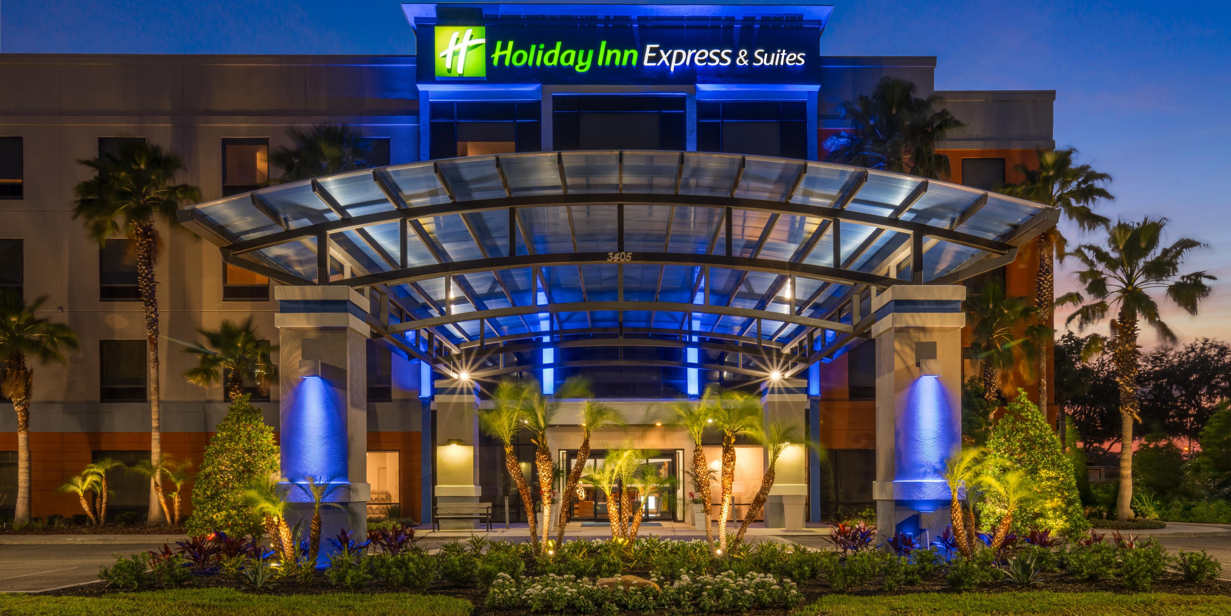 Holiday Inn Express & Suites Lakeland South