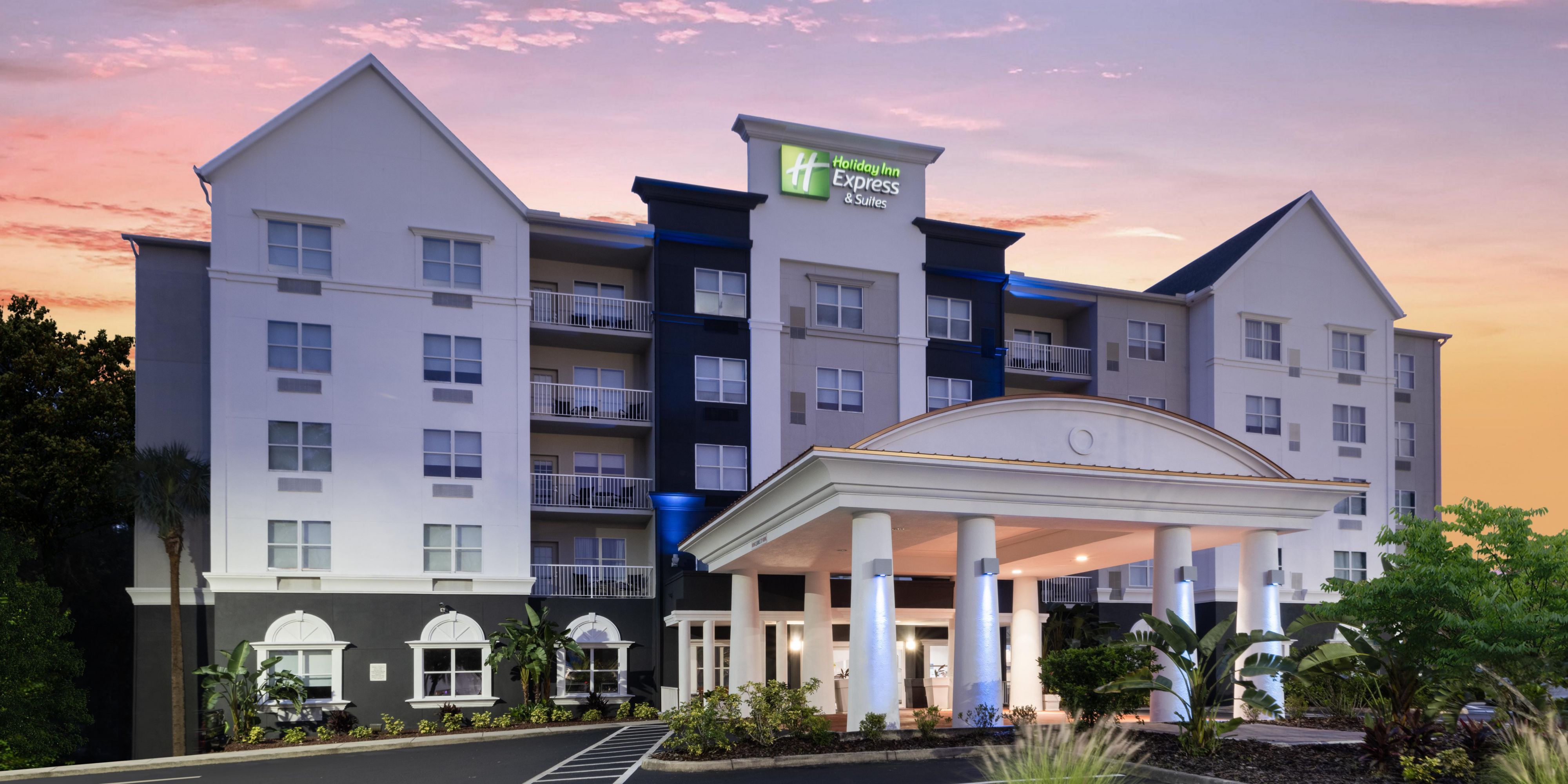 Holiday Inn Express & Suites Lakeland North - I-4