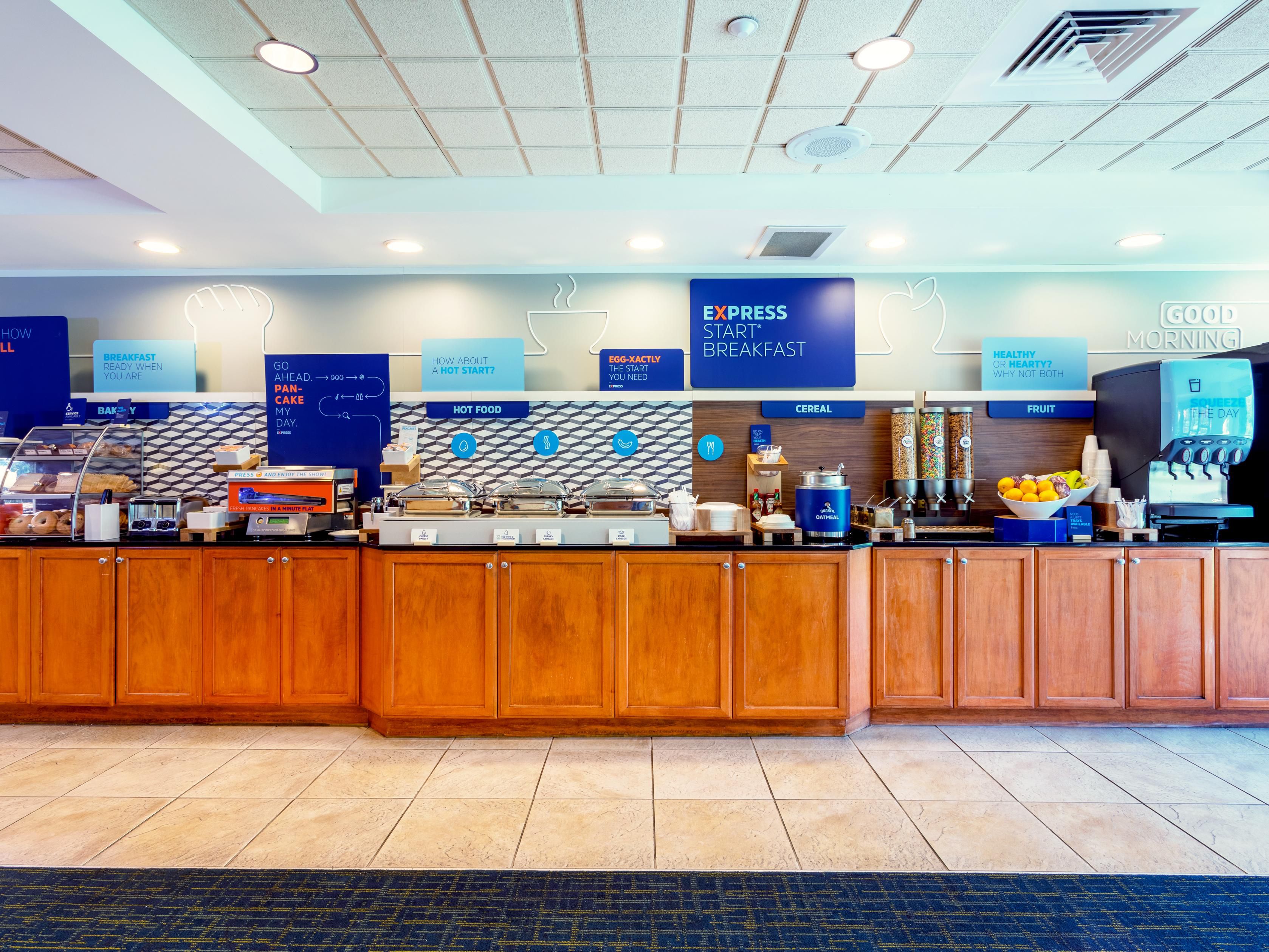 Fuel your day with our free Express Start Breakfast buffet from 6:30 AM – 9:30 AM. Enjoy scrambled eggs, bacon, fluffy pancakes and our signature cinnamon rolls, or opt for cereal, yogurt, and fruit. Complement your breakfast with freshly brewed coffee or juice. Enjoy a relaxing start to your day or choose to grab ‘n go.