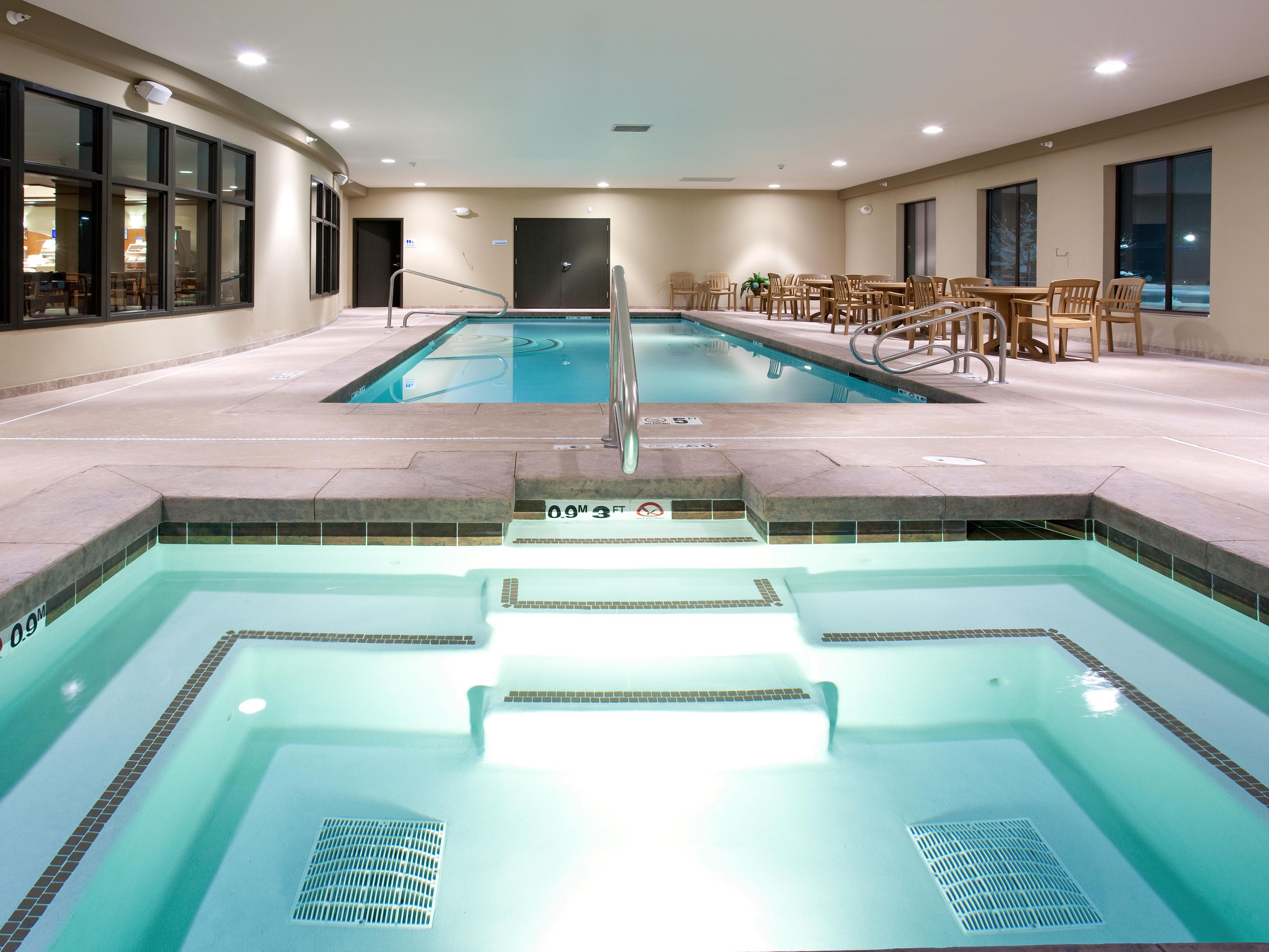 Relax at the end of the day in our large whirlpool open until 11pm