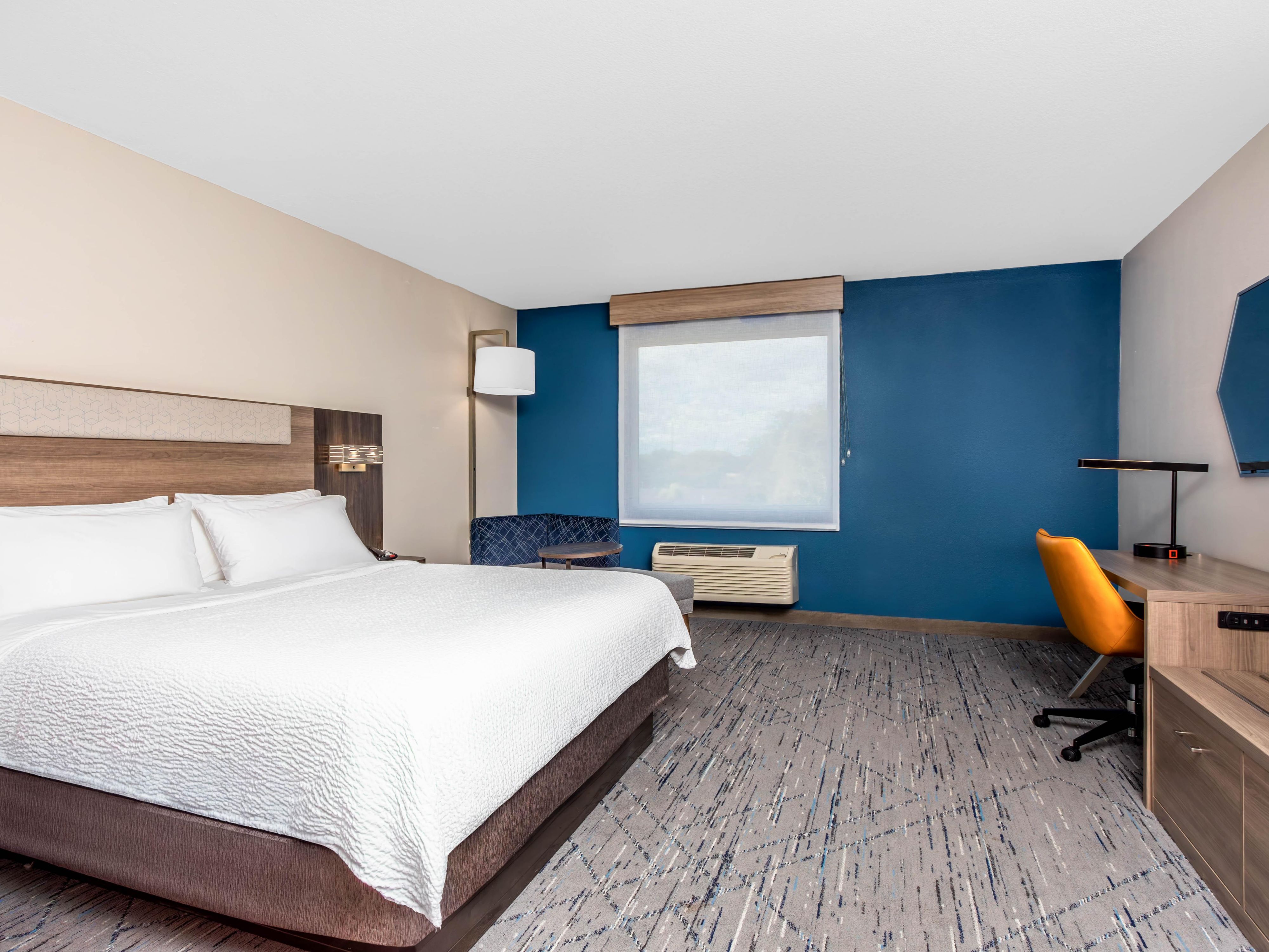 غرفة نوم واحدة بحجم كينج