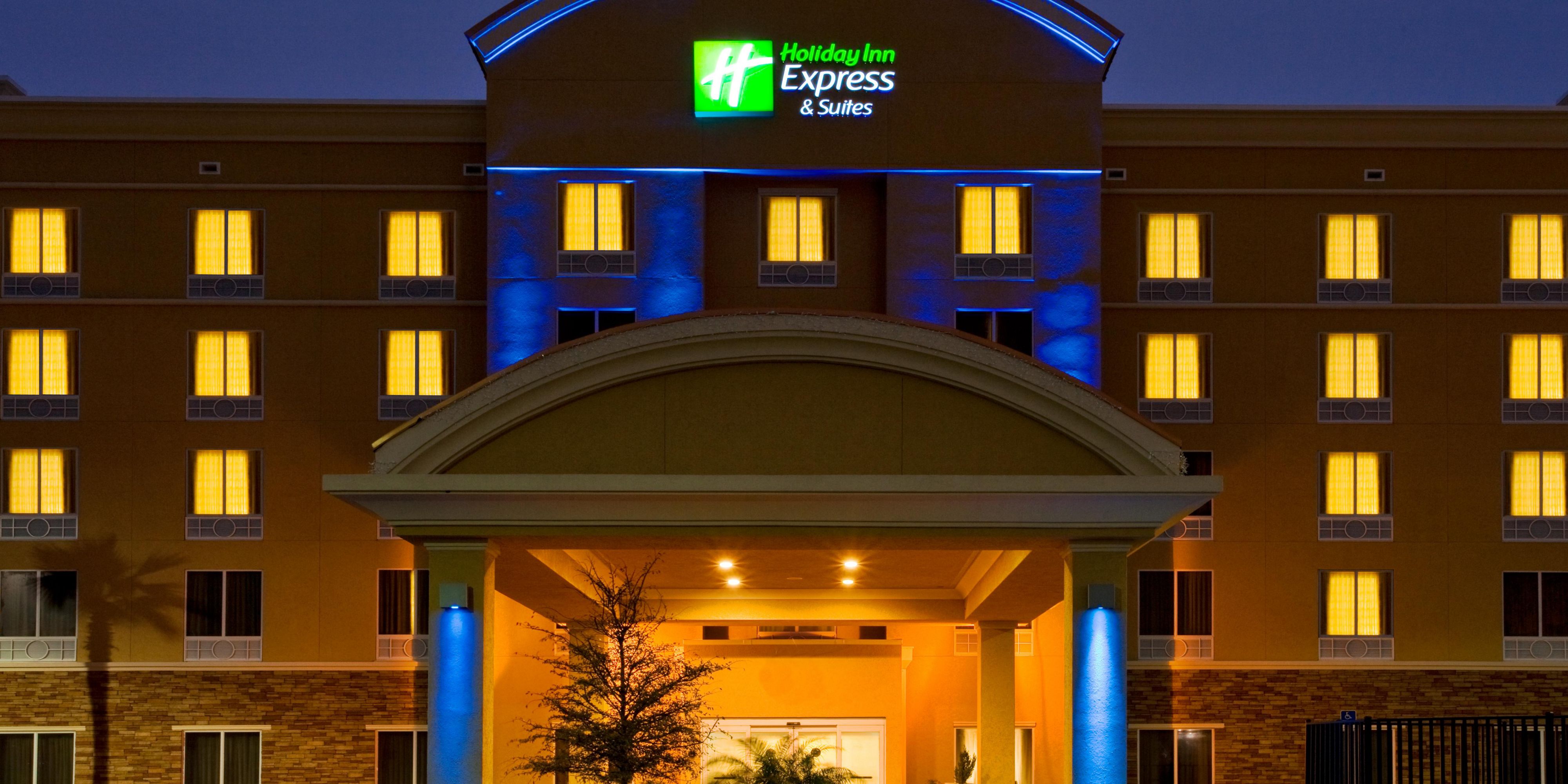 Holiday Inn Express & Suites Largo-Clearwater