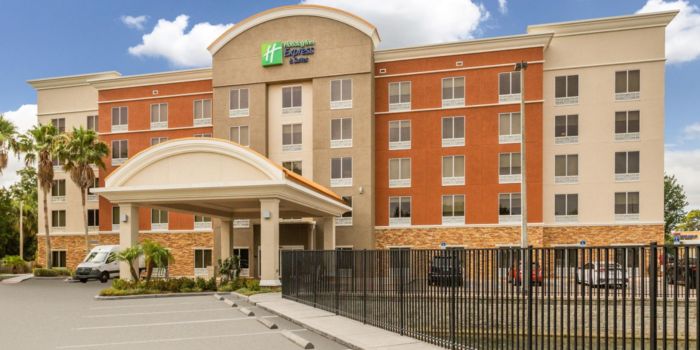 Holiday Inn Express & Suites Largo-Clearwater
