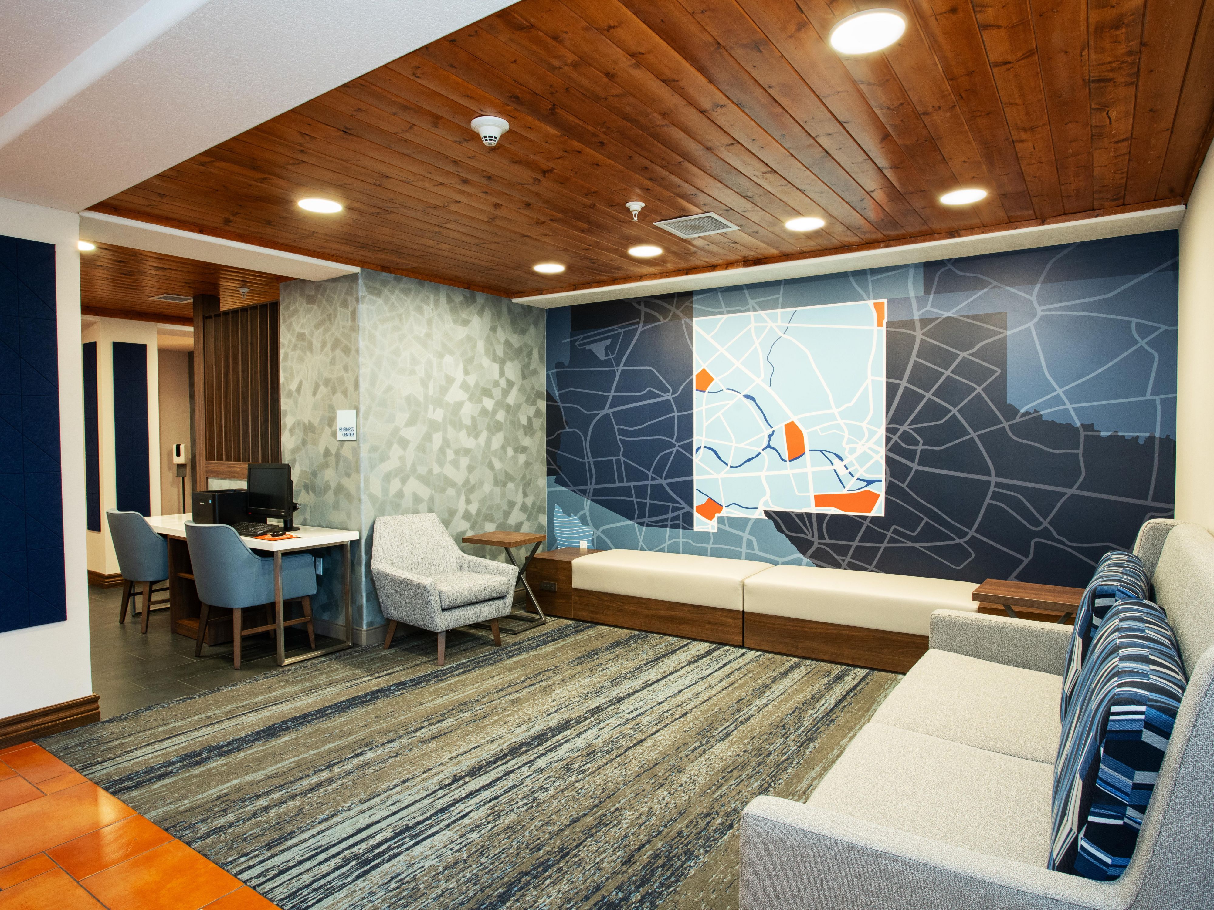 Enjoy our business center with printer.