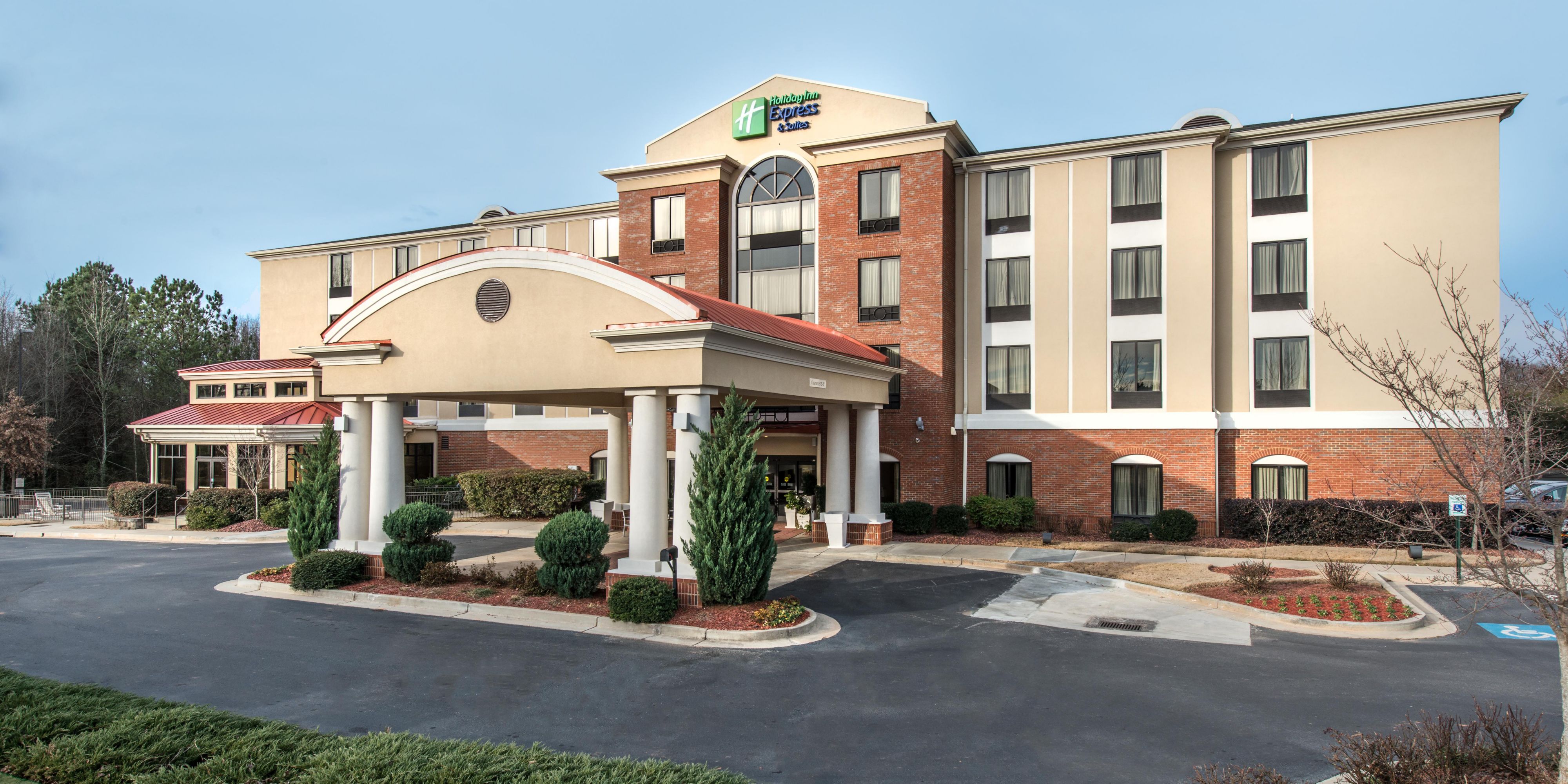 Holiday Inn Express & Suites Lavonia