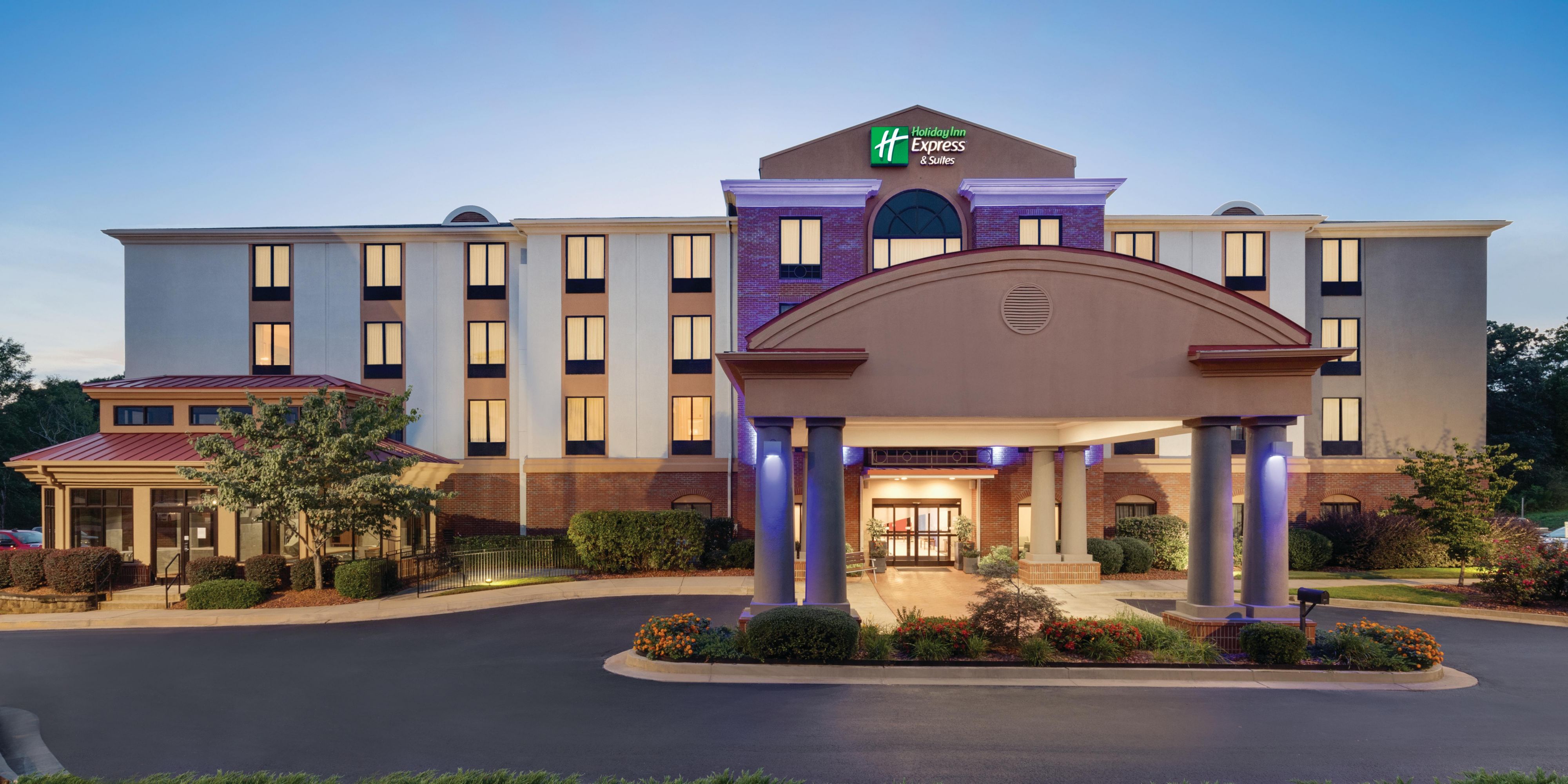 Holiday Inn Express & Suites Lavonia