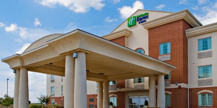 Holiday Inn Express & Suites Levelland