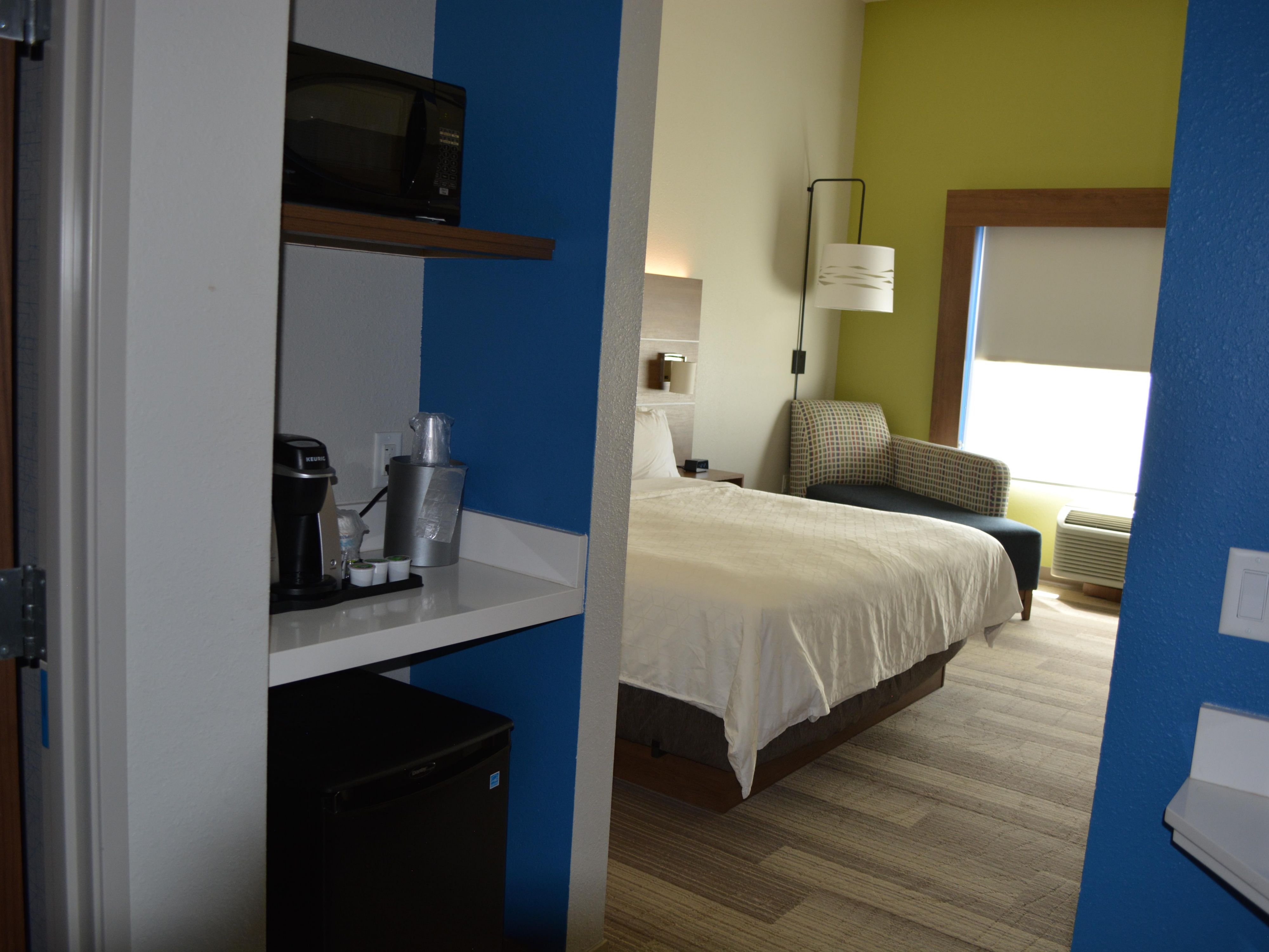 Single Bed Guest Room