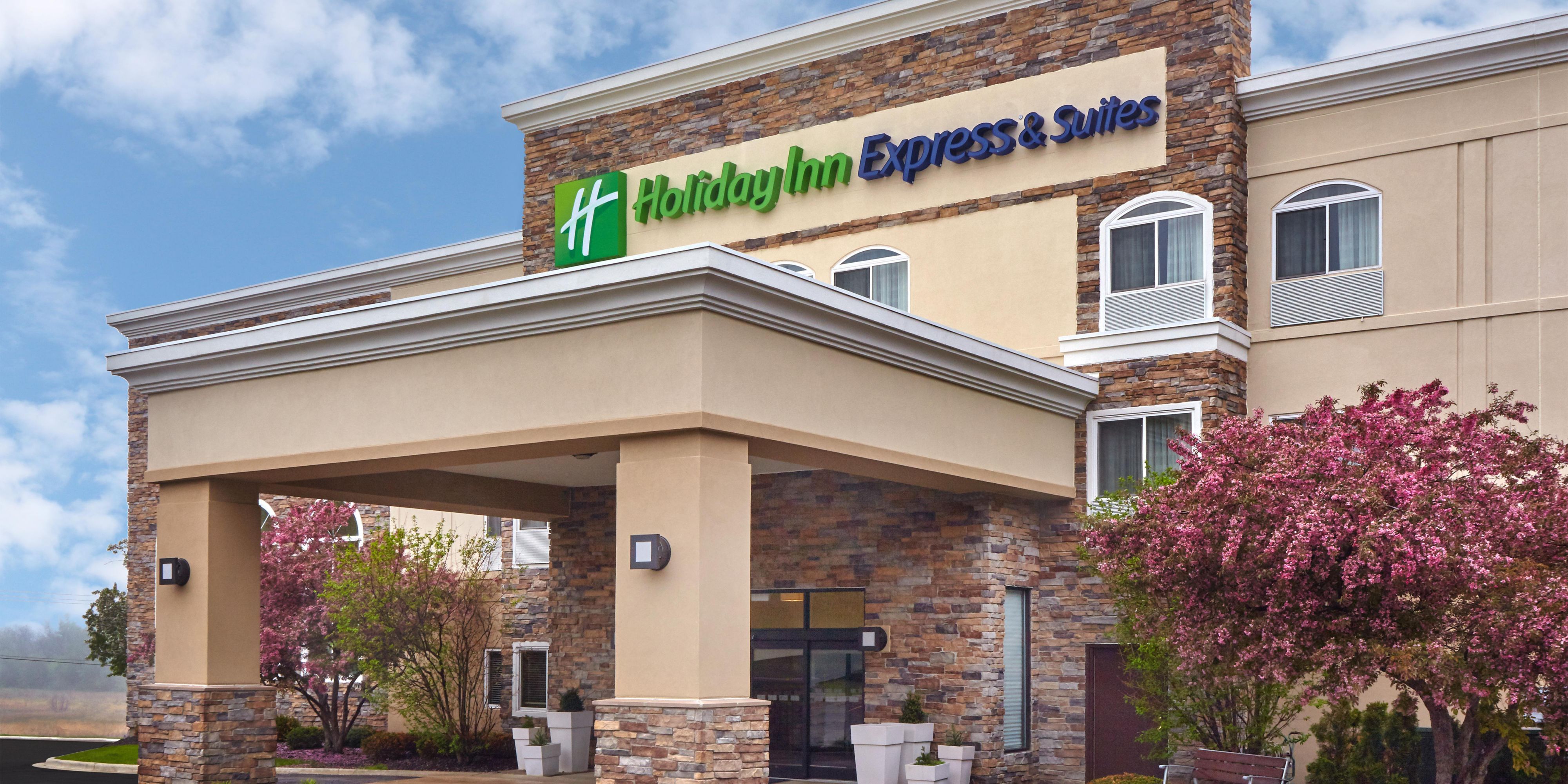 Holiday Inn Express & Suites Chicago-Libertyville