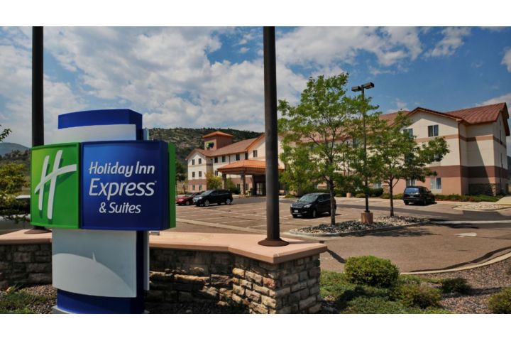 Holiday Inn Express & Suites Denver SW-Little