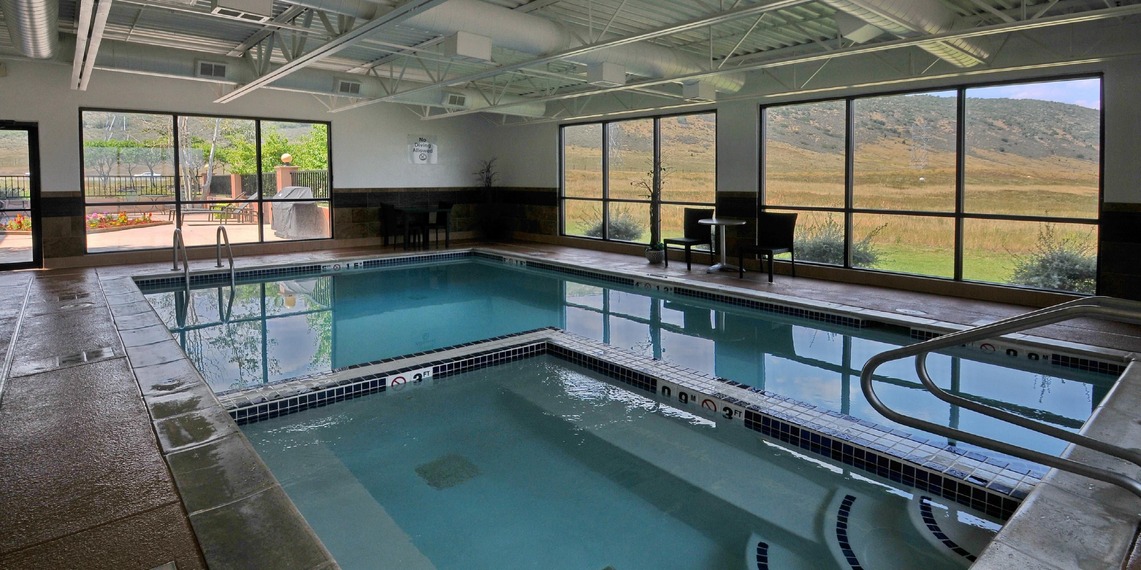 Make a splash in our indoor heated pool while parents can unwind in our heated indoor whirlpool. We’ve got breakfast covered too! With our complimentary Express Start Breakfast, we’ll help you kick start your day! 