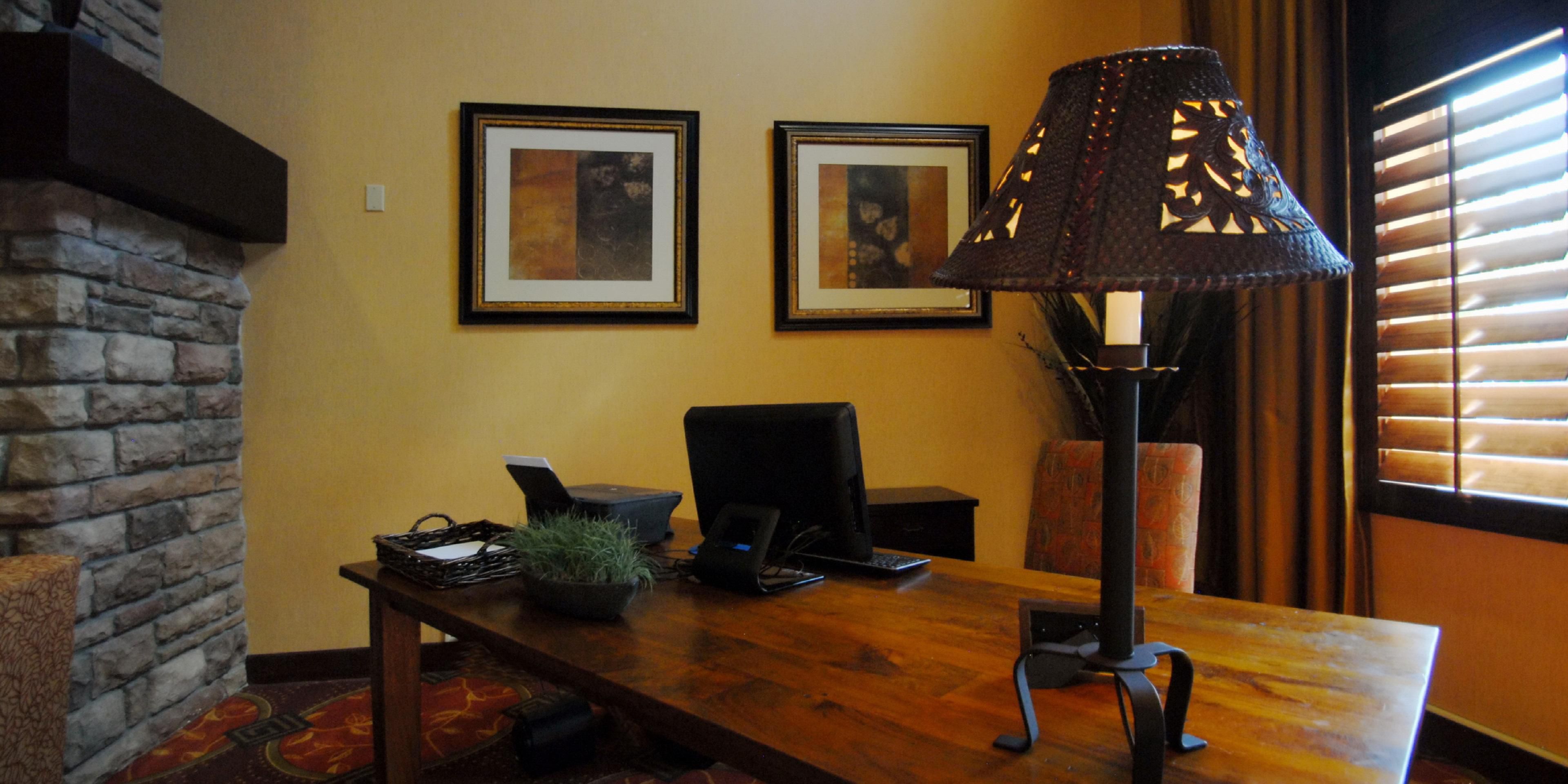 Pet Friendly Hotels Near Littleton CO Holiday Inn Express & Suites