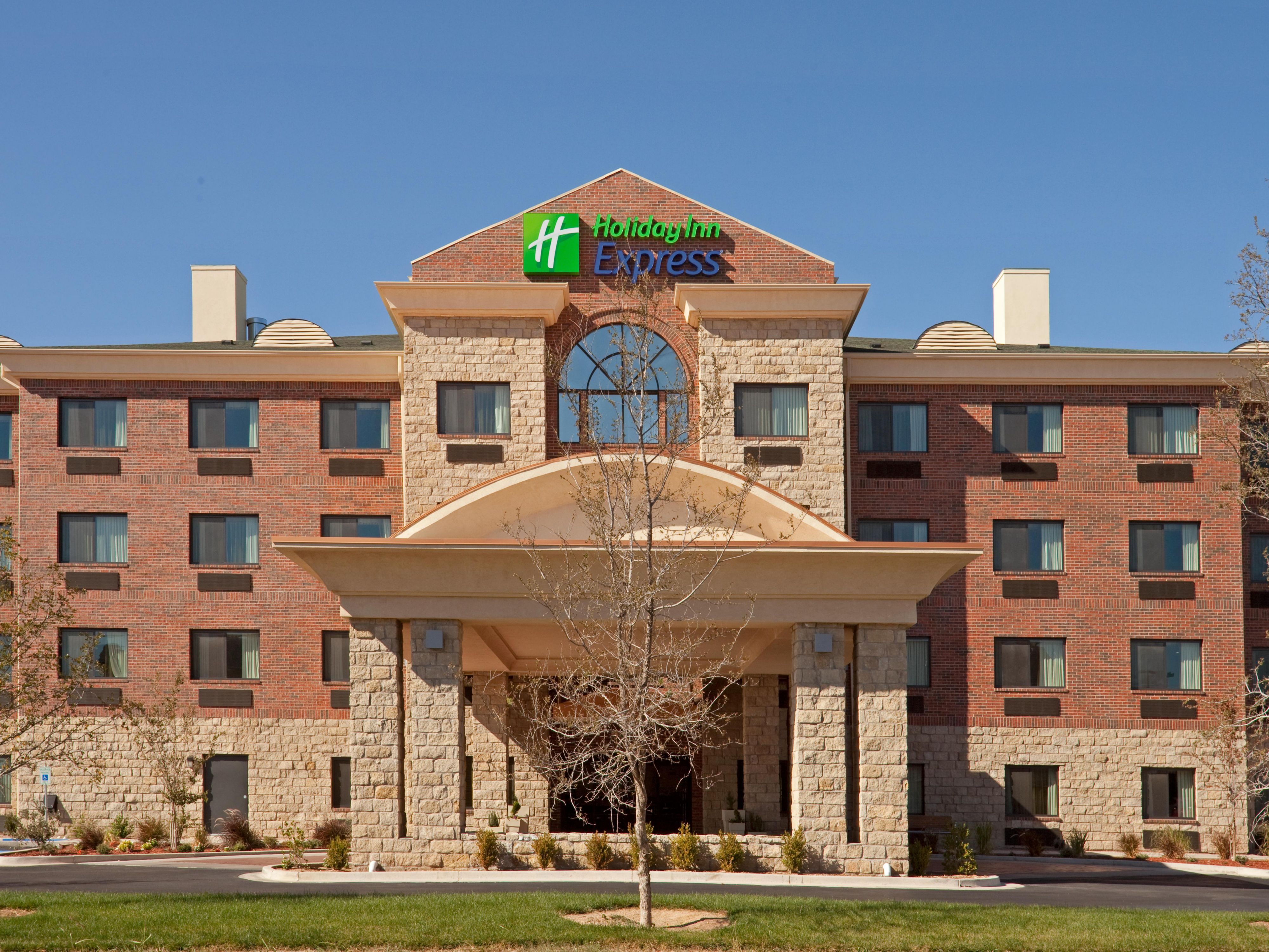 Affordable Lubbock Hotels Near Texas Tech Holiday Inn Express Suites Lubbock West