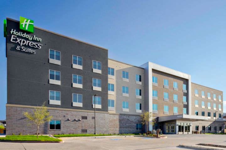 Holiday Inn Express & Suites Lubbock Central