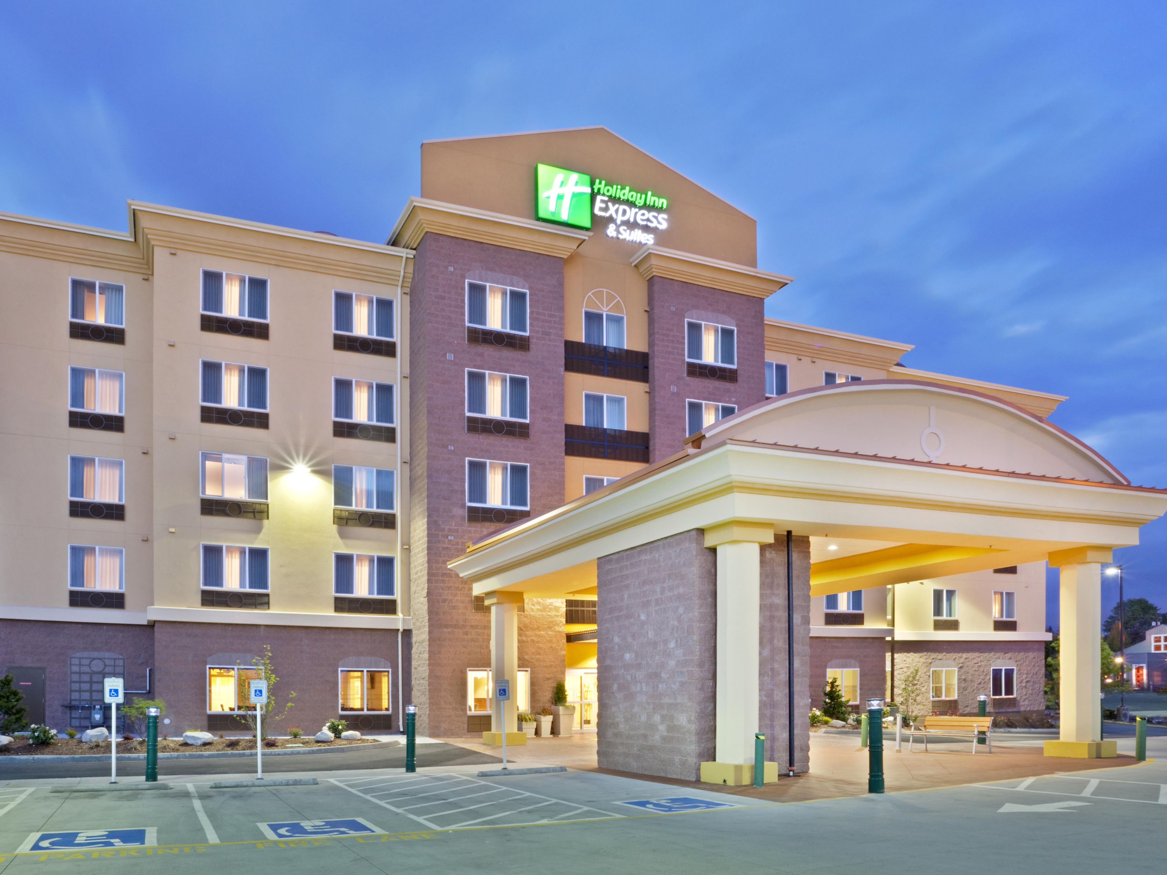 hotels in lynnwood wa hiring