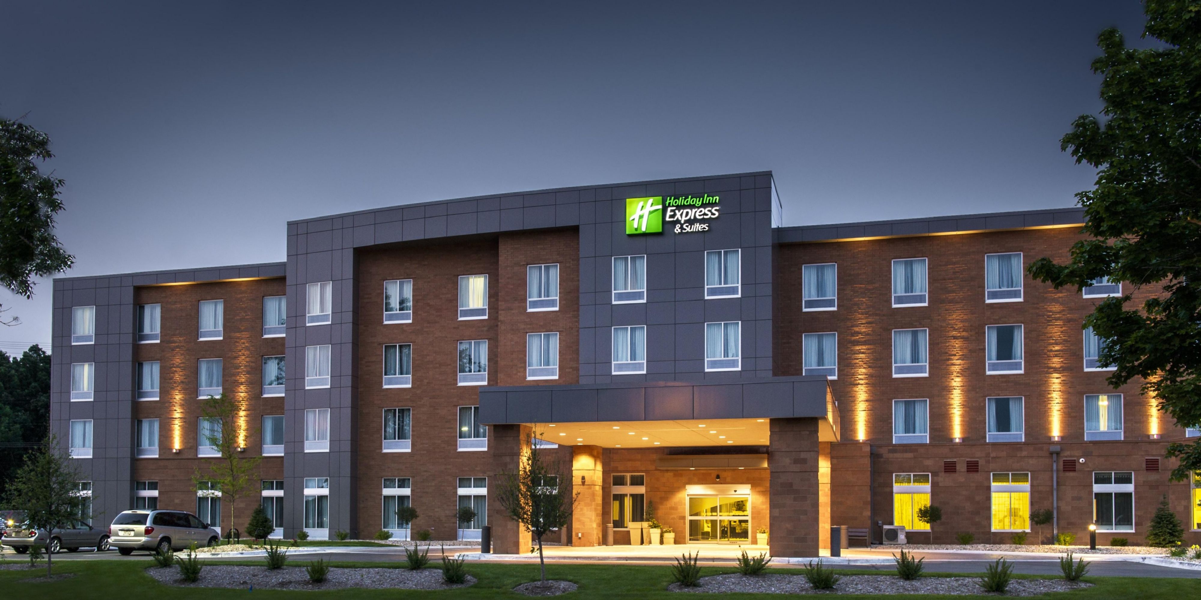 Holiday Inn Express & Suites Madison Central