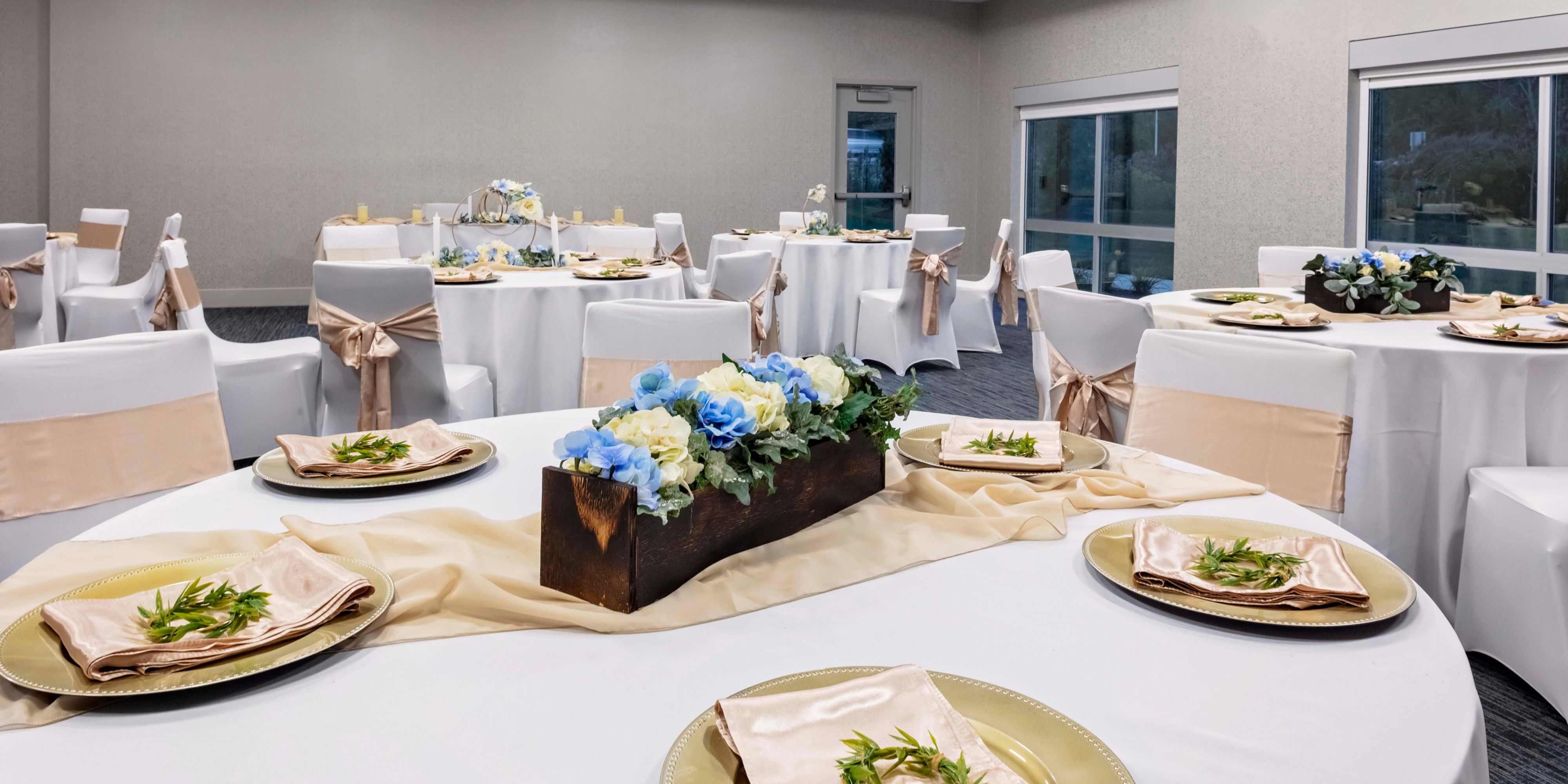 We proudly offer a 1200 sq ft meeting room that can accommodate up to 90 people. We offer catering service and liquor service for any event you may have in mind.