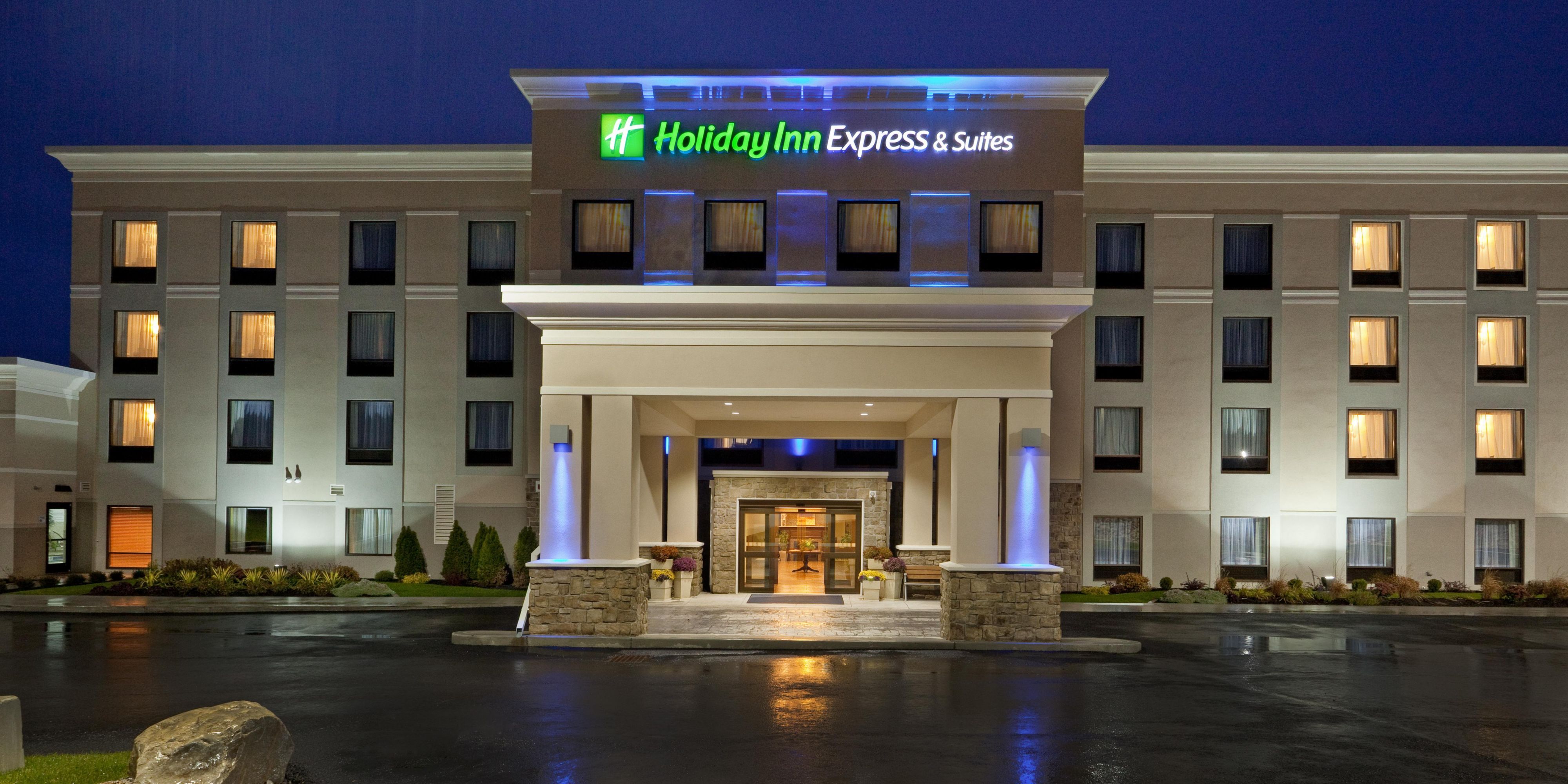 Affordable Hotels in Malone, NY with Indoor Pools | Holiday Inn Express &  Suites Malone