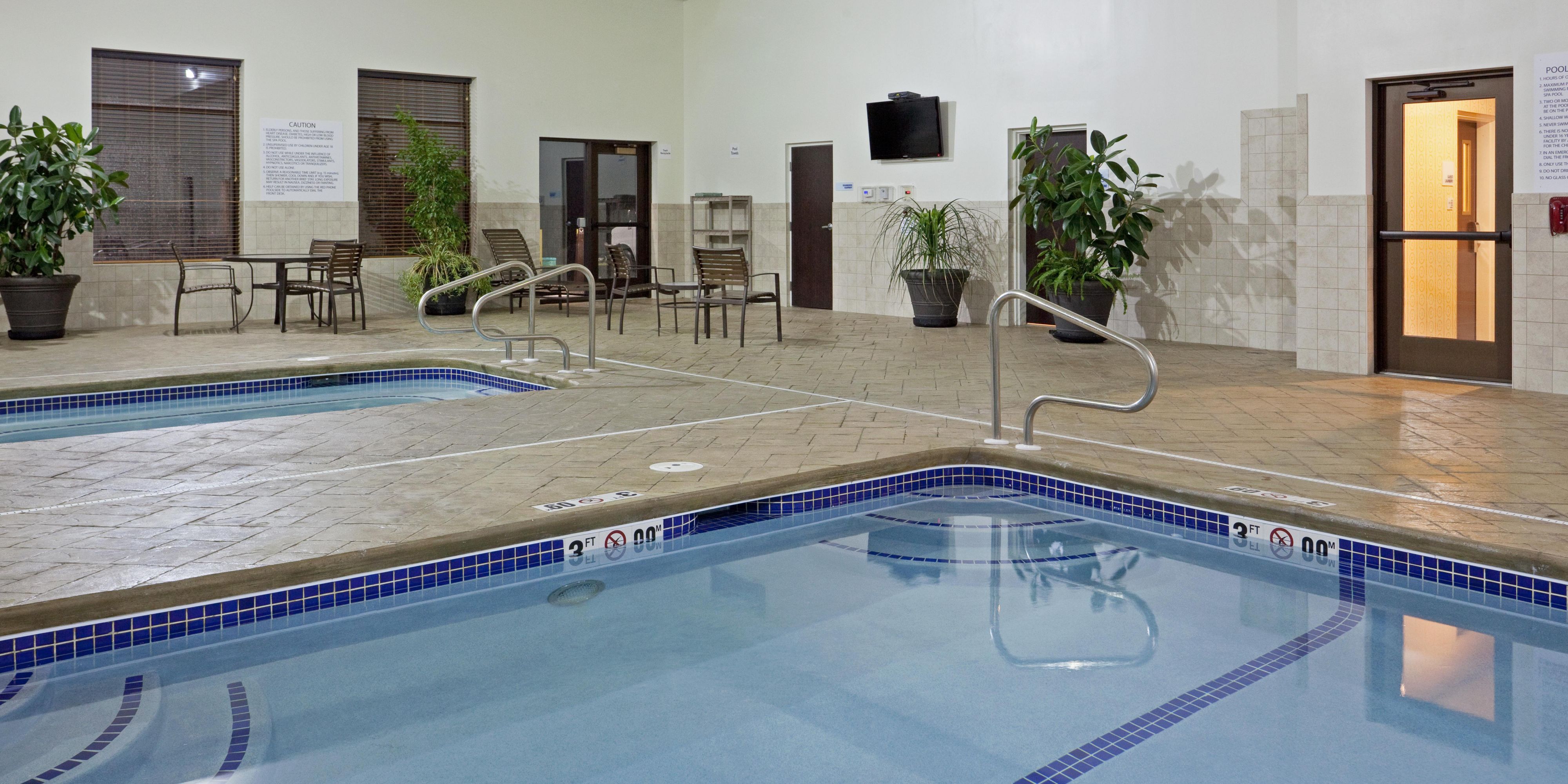 Affordable Hotel in Malone, NY with Indoor Pools Holiday Inn Express