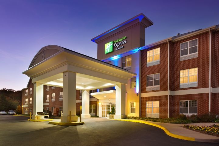 Holiday Inn Express & Suites Manassas