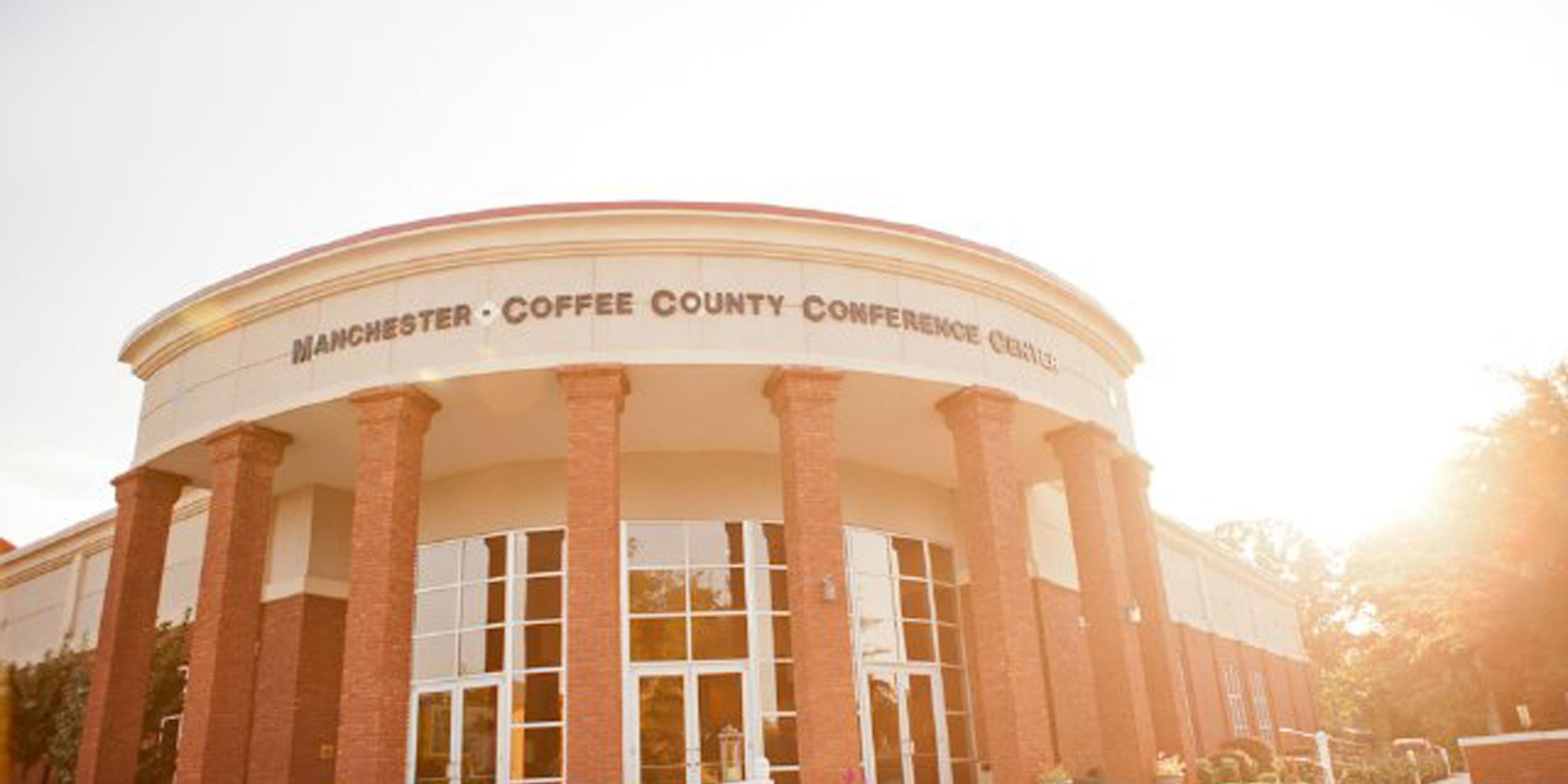 Conveniently attached to the Manchester Conference Center. Book your next stay with us and your commute to the conference center is only a few steps away. 