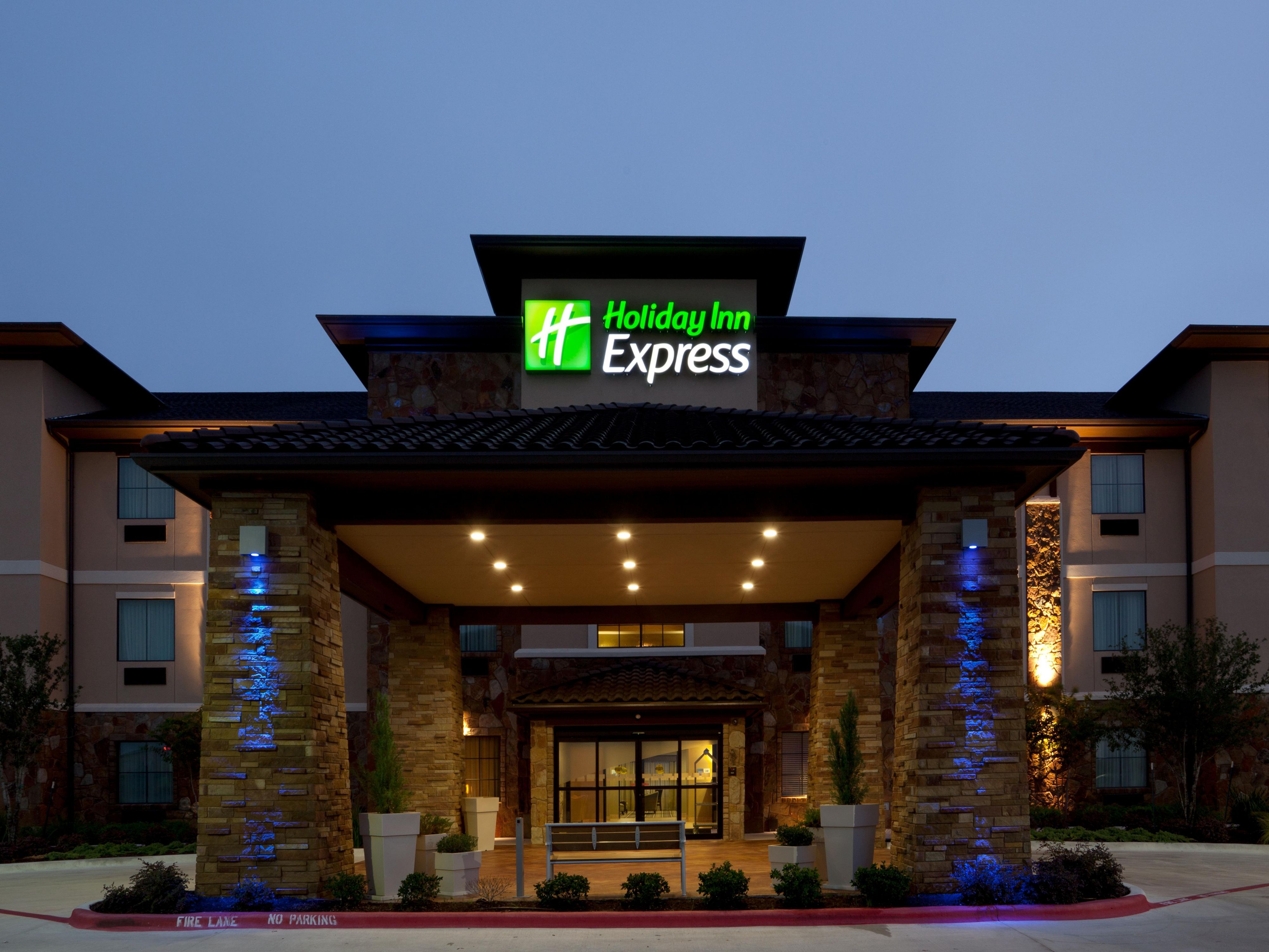 Enjoy special savings for our Suite rooms when you stay 2 nights or more on a  Thursday or Friday night.