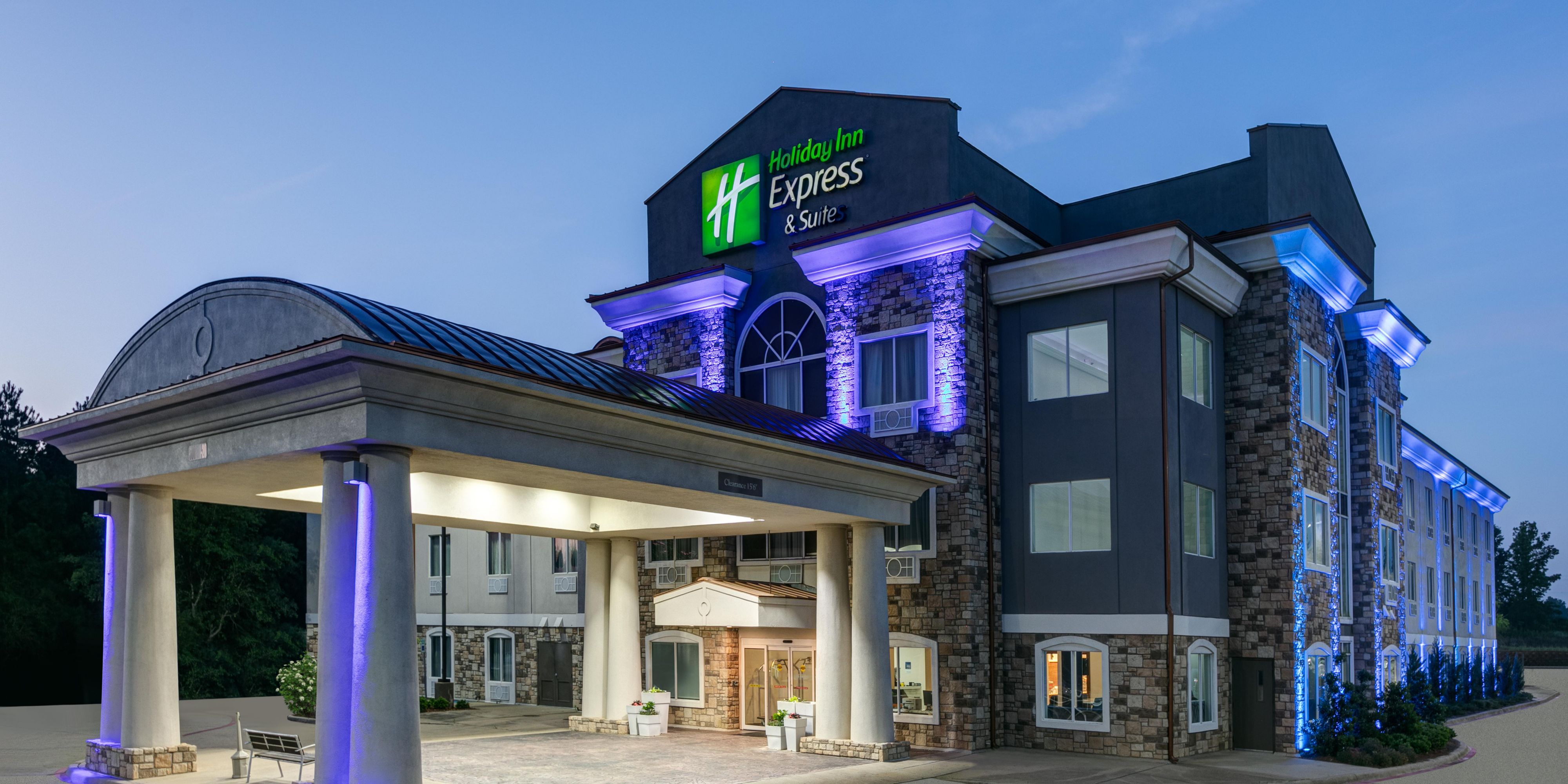 Holiday Inn Express & Suites Marshall