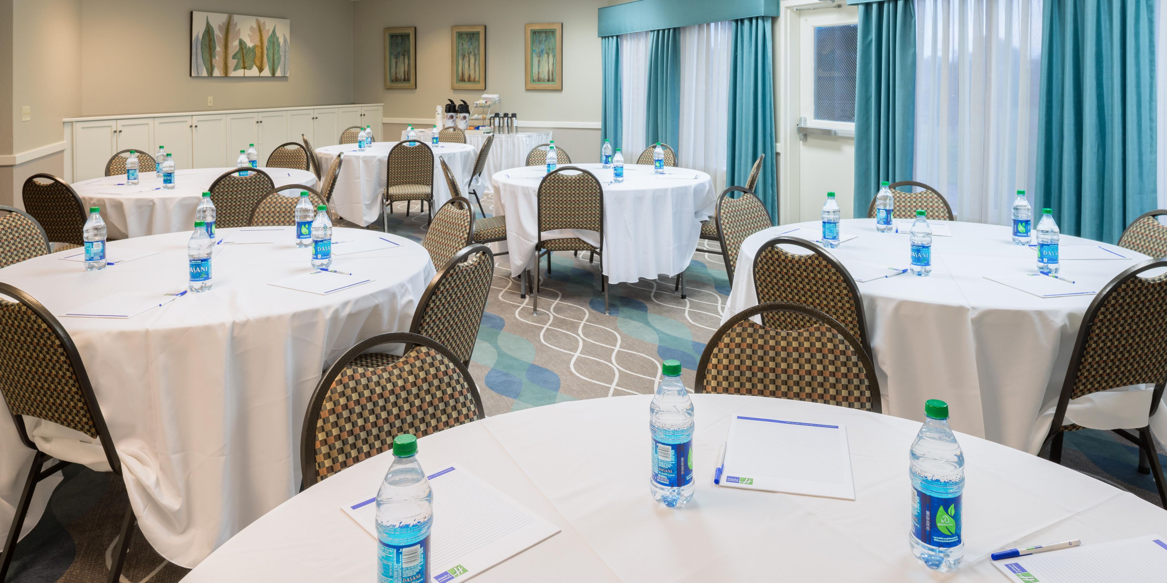 From corporate meetings to team training and events we offer over 1100 square feet of total meeting space to fit your needs. With two dedicated meeting spaces set up to your individual needs let us take the hassle of hosting your next event. Contact our dedicated event planner for more information on pricing and availability. 