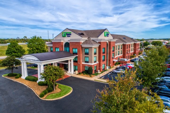 Holiday Inn Express & Suites Memphis Southwin