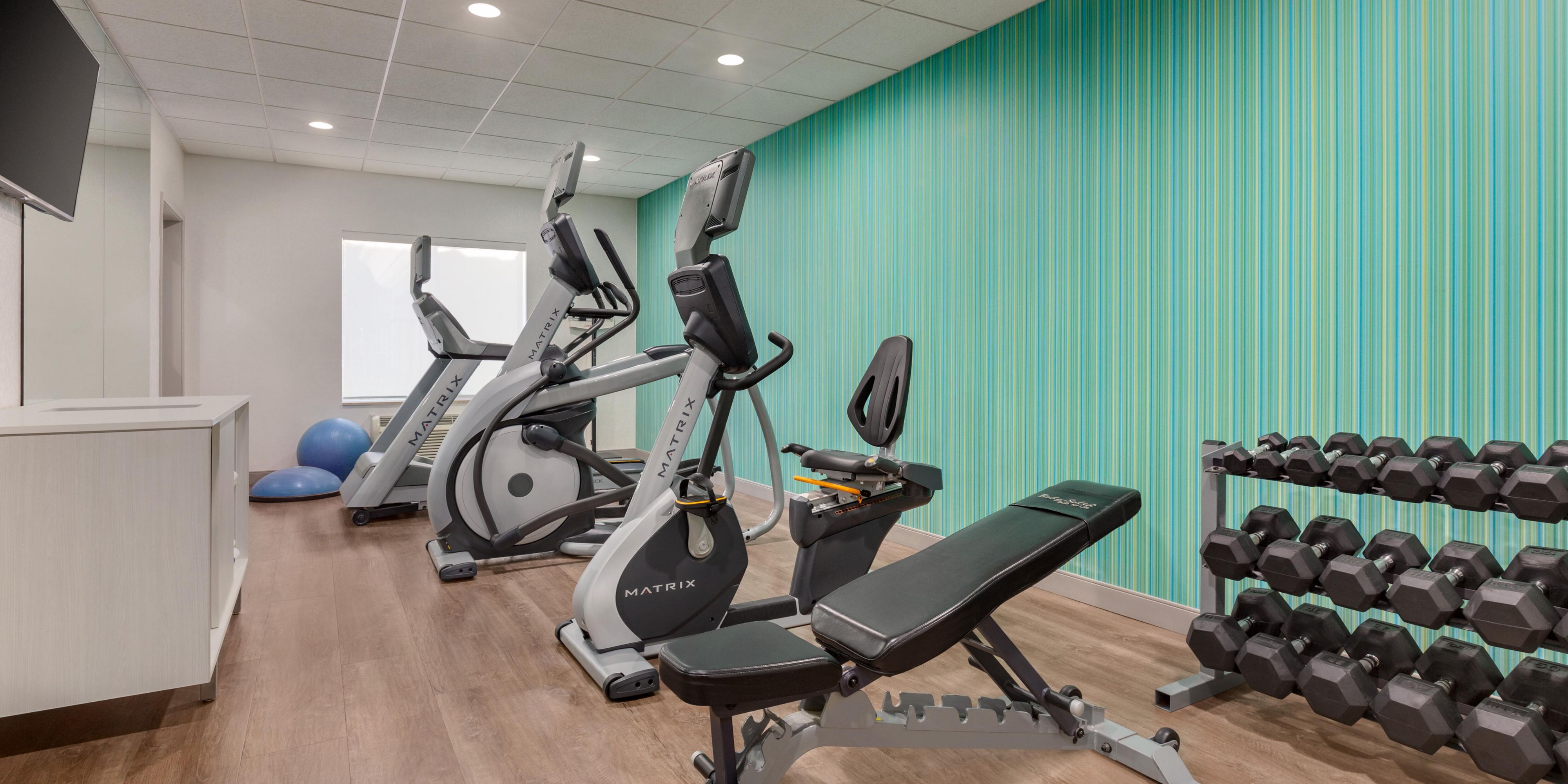 Travelers, don't sweat it, we've got you covered!. You'll find treadmills, elliptical machines, free weights or a stationary bicycle available just for you! Stay smart and fit when you stay with us!