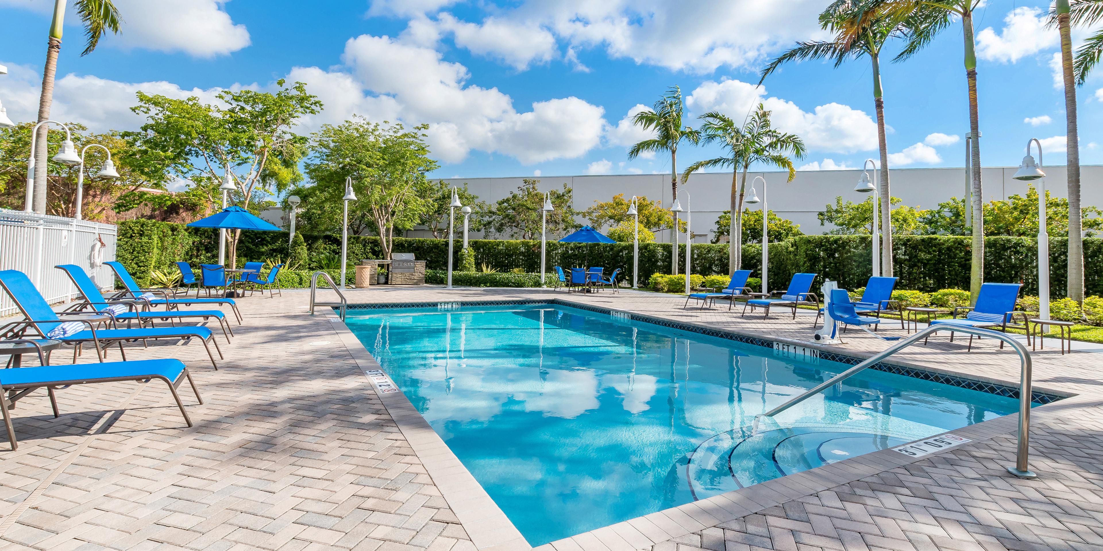 After a busy day, grab a towel and unwind beside our sparkling, inviting pool/hot tub. Dive in and enjoy a cool, refreshing pick-me-up courtesy of your friends at the Holiday Inn Express & Suites Miami-Kendall.