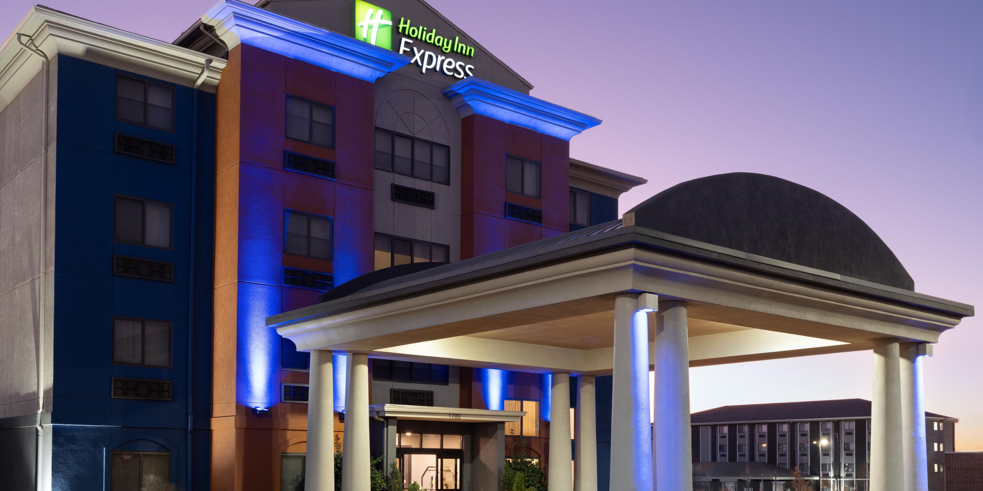 Holiday Inn Express & Suites Midwest City