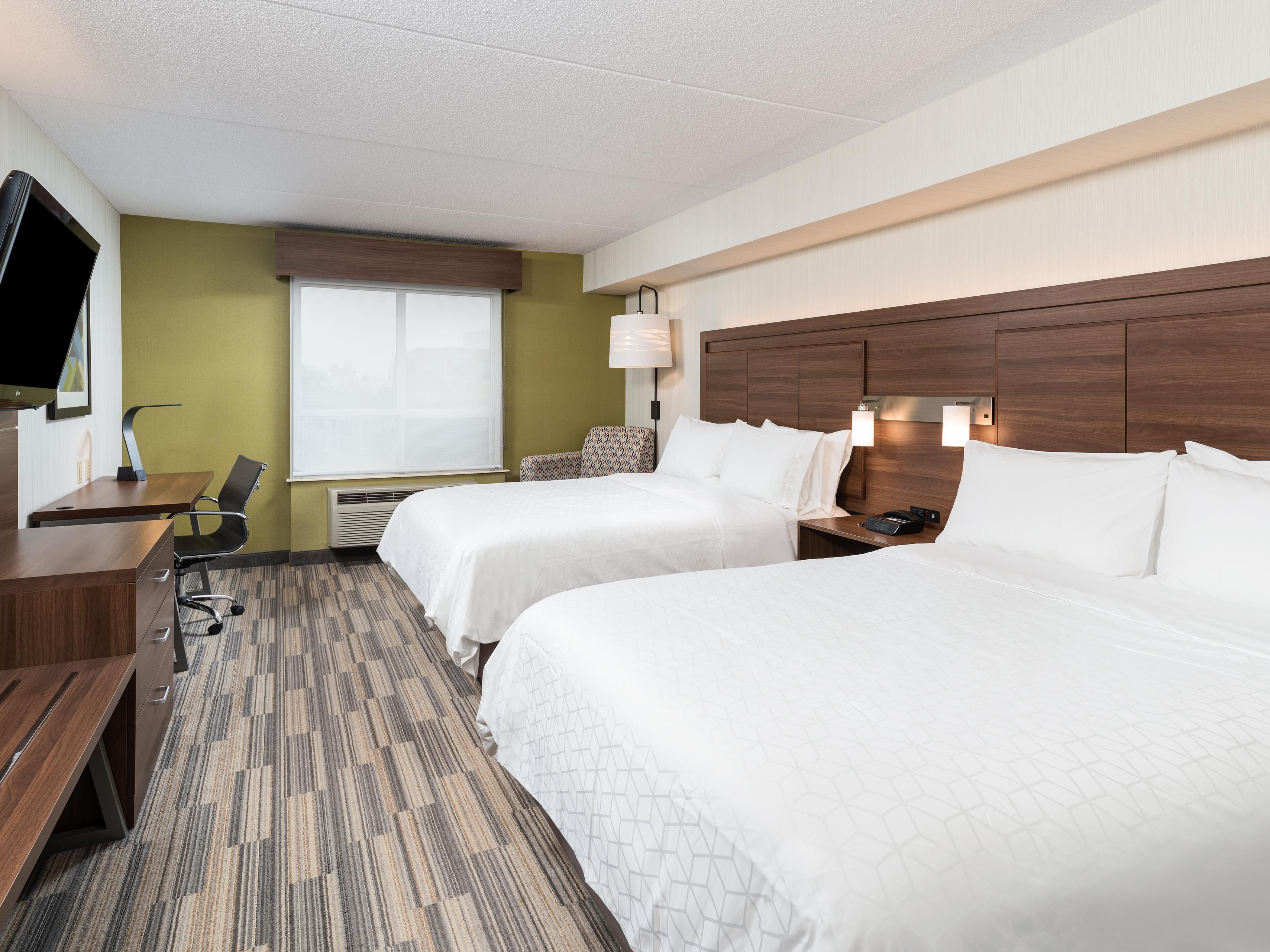 2 Queen Beds Nonsmoking 