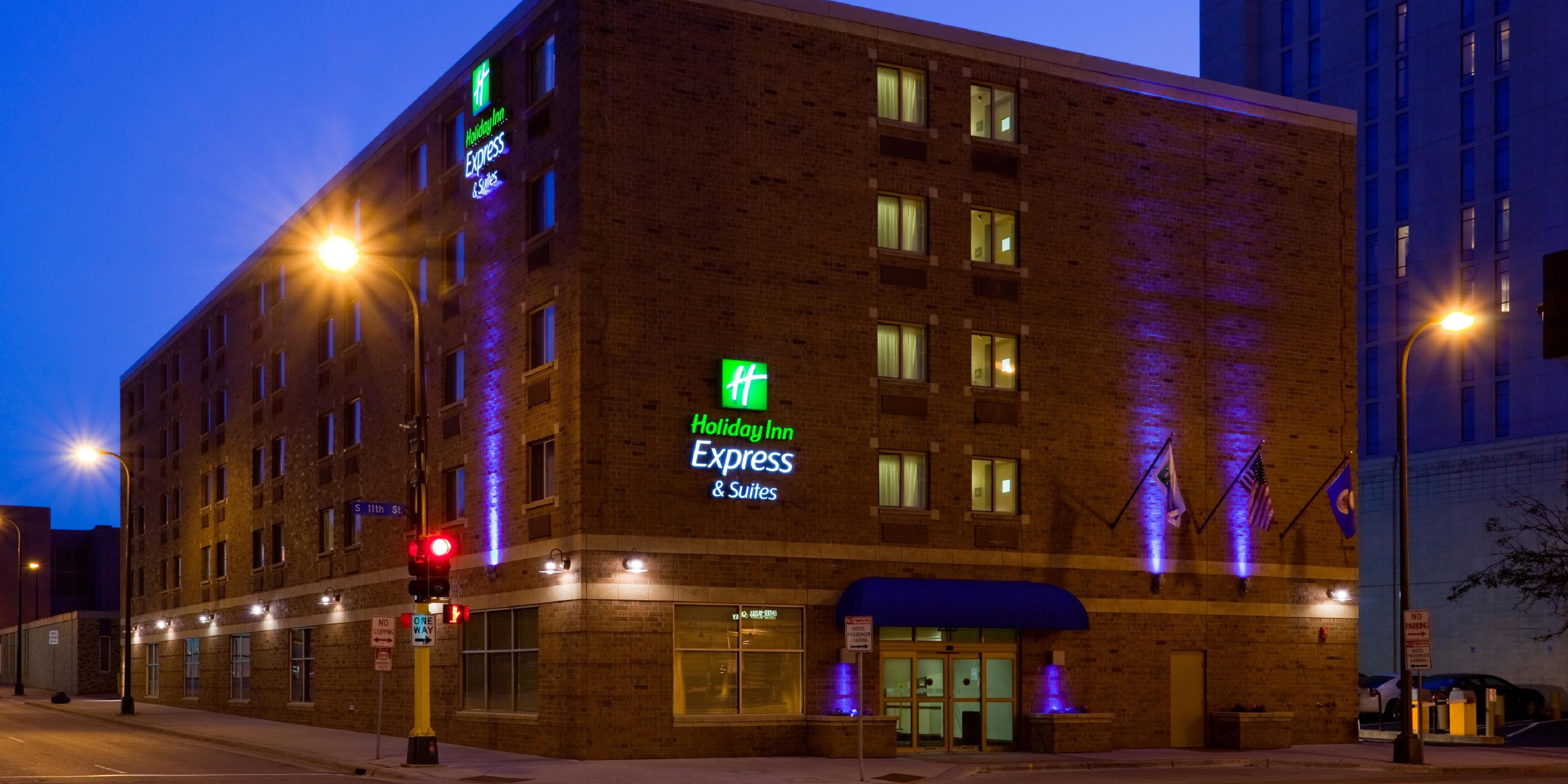 Holiday Inn Express & Suites Minneapolis-Dwtn (Conv Ctr)