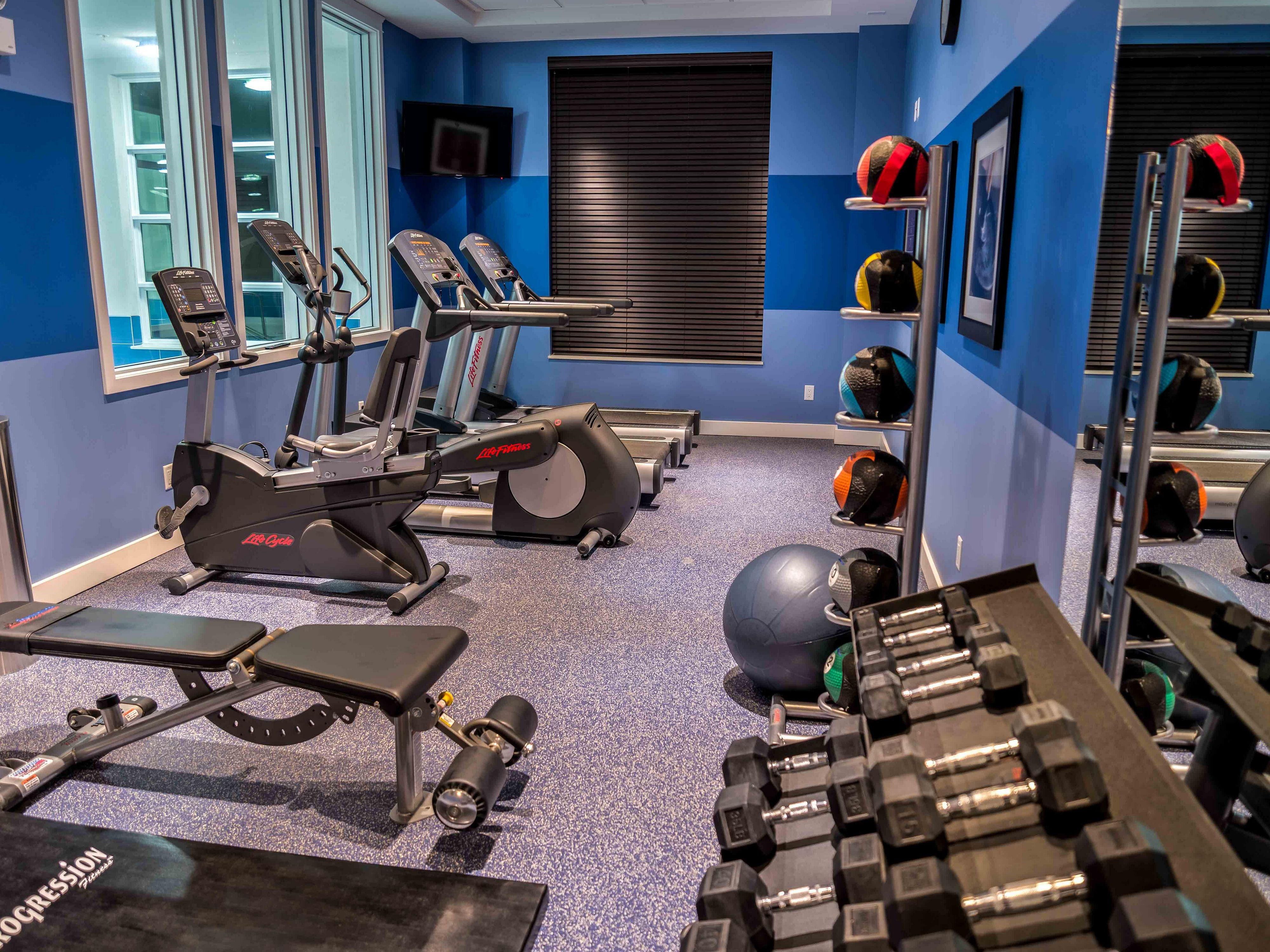 Discover a seamless blend of comfort and convenience with thoughtful amenities to elevate your stay. Enjoy complimentary breakfast, parking, and Wi-Fi. We provide shuttle access to the airport, a relaxing atmosphere with our indoor pool and fitness facilities, and the perfect space for both business and leisure travelers to unwind.