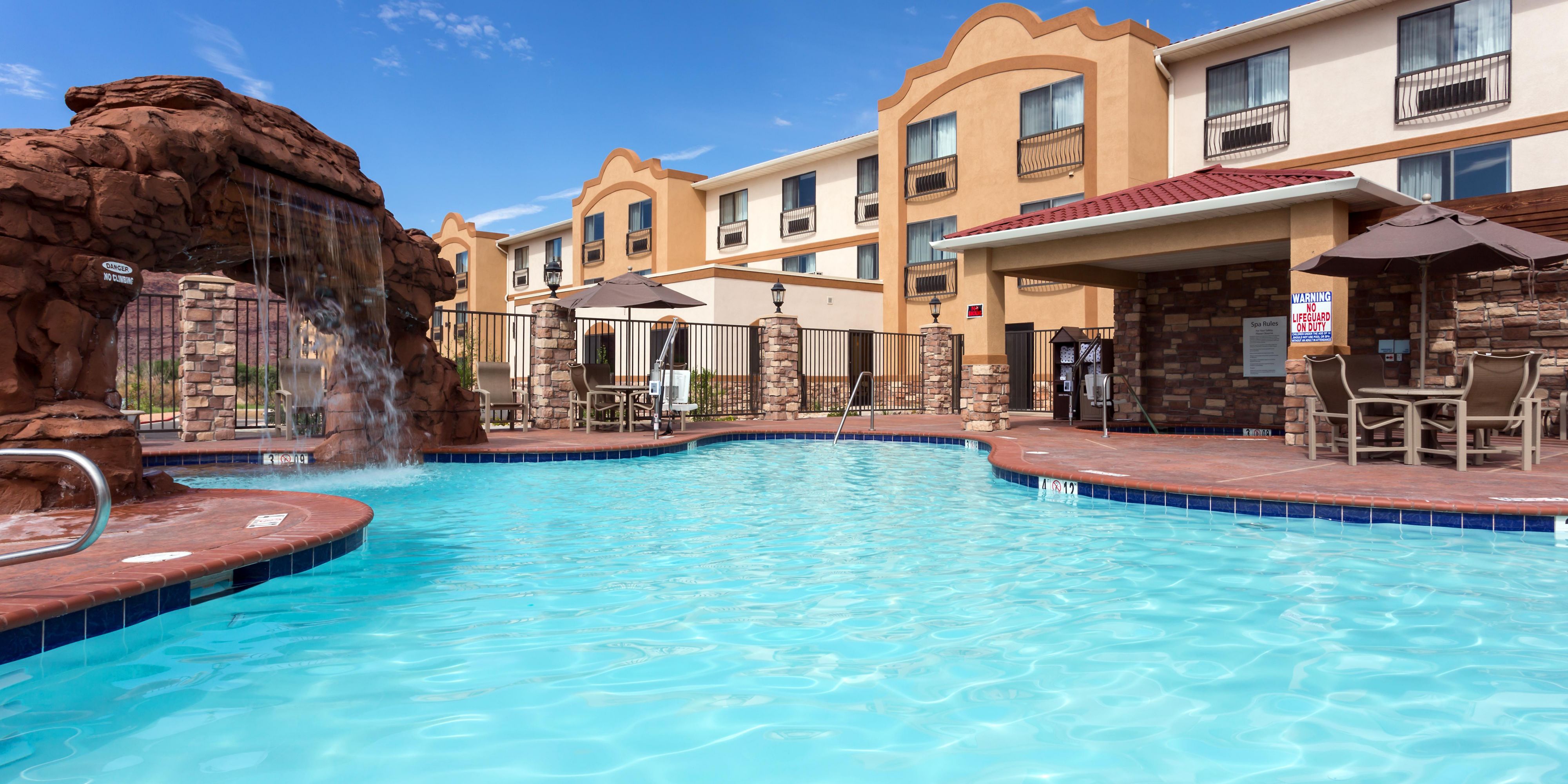 Unwind with a dip in our outdoor pool, soak in the sun sitting under the arched waterfall or tell stories about your day time expeditions next to the fire pit. In Moab, you can find adventure everywhere. 