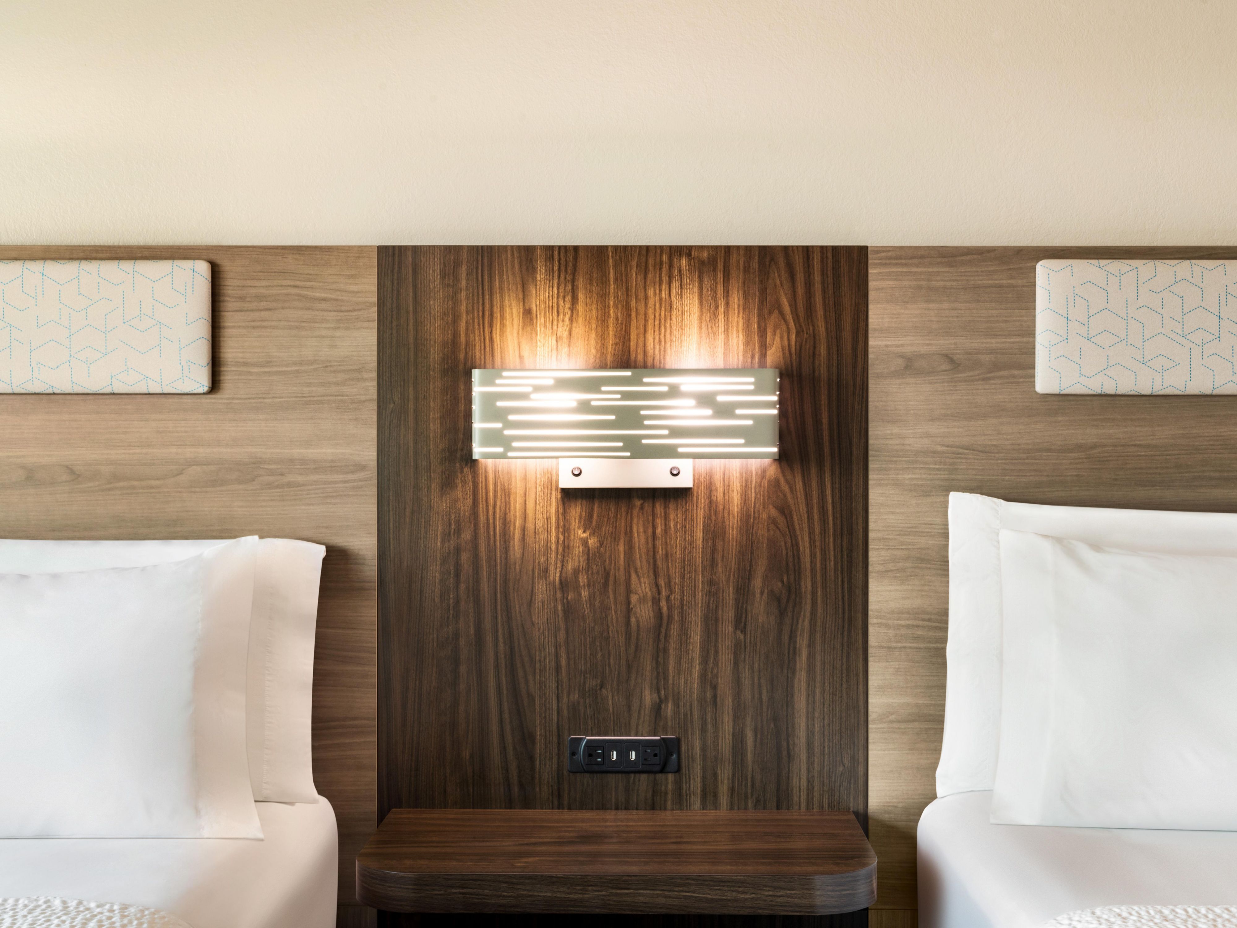 2 Queen Room