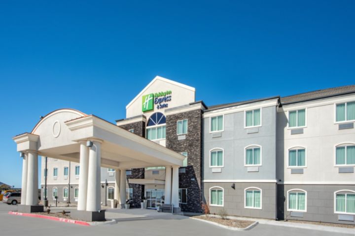 Holiday Inn Express & Suites Monahans I-20